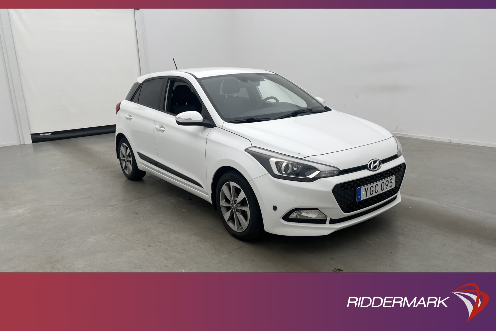Hyundai i20 1.2 84hk Comfort Plus M&K-Värmare Navi Sensorer