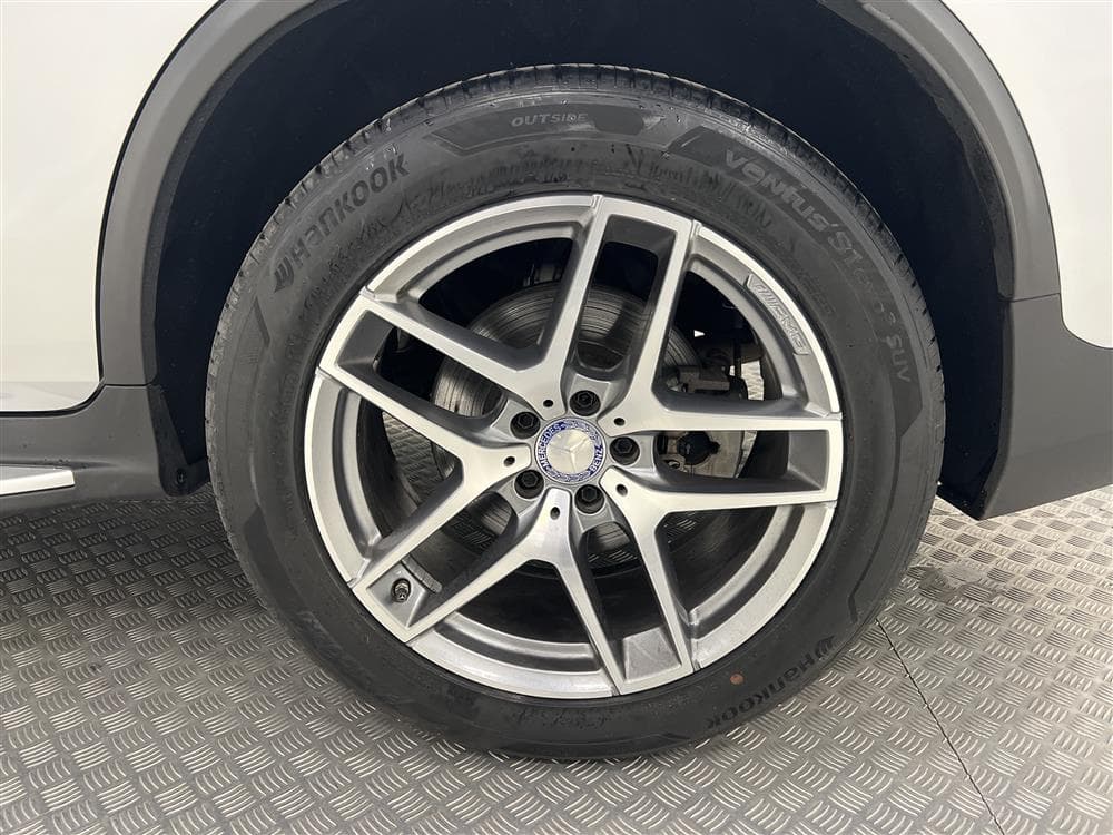 Mercedes GLC 220 d 4M Coupé AMG D-Värm Drag Burmester 360° interiör