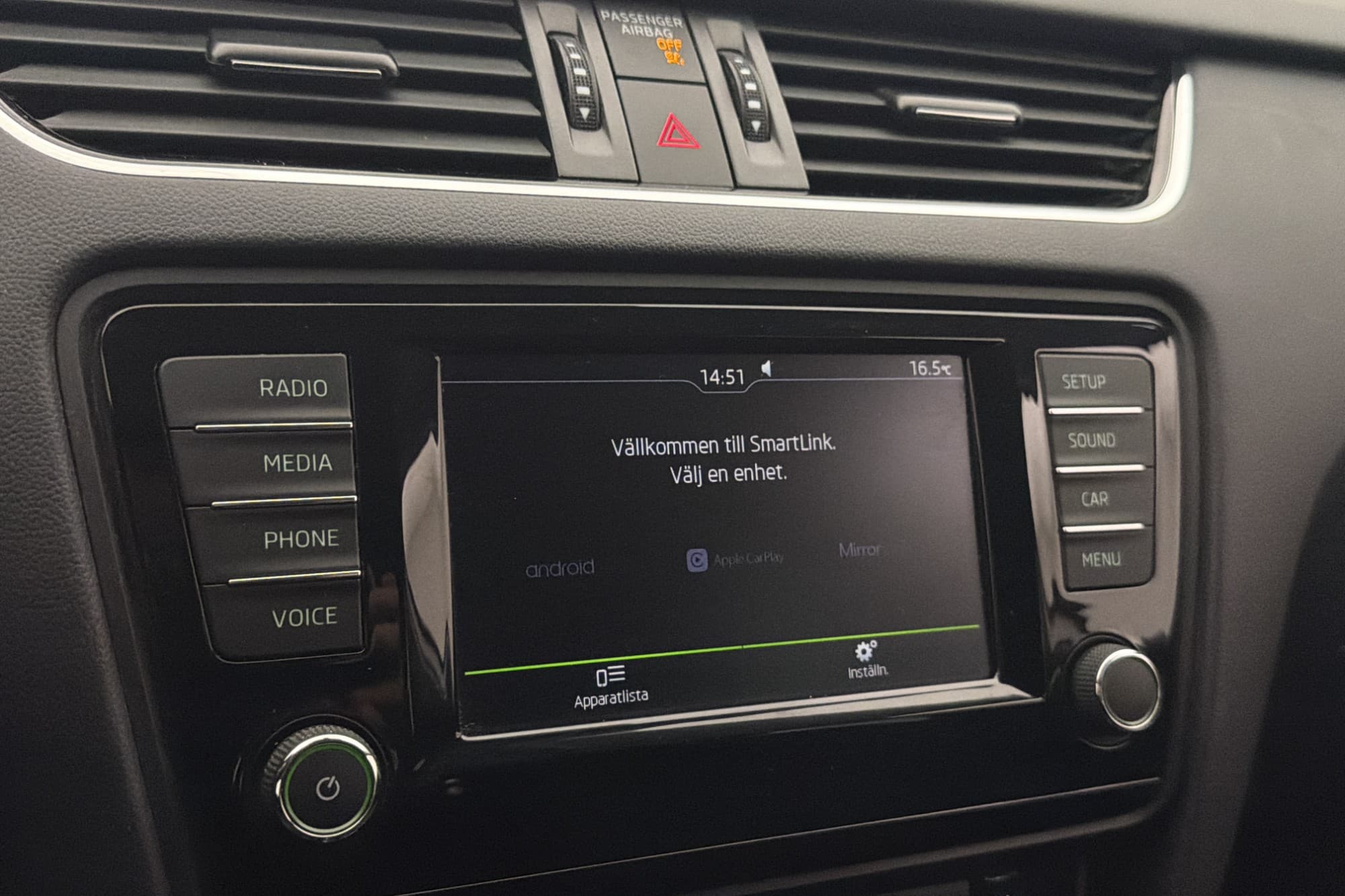 Skoda Octavia 1.2 Ambition Drag Sensorer CarPlay Farthållare