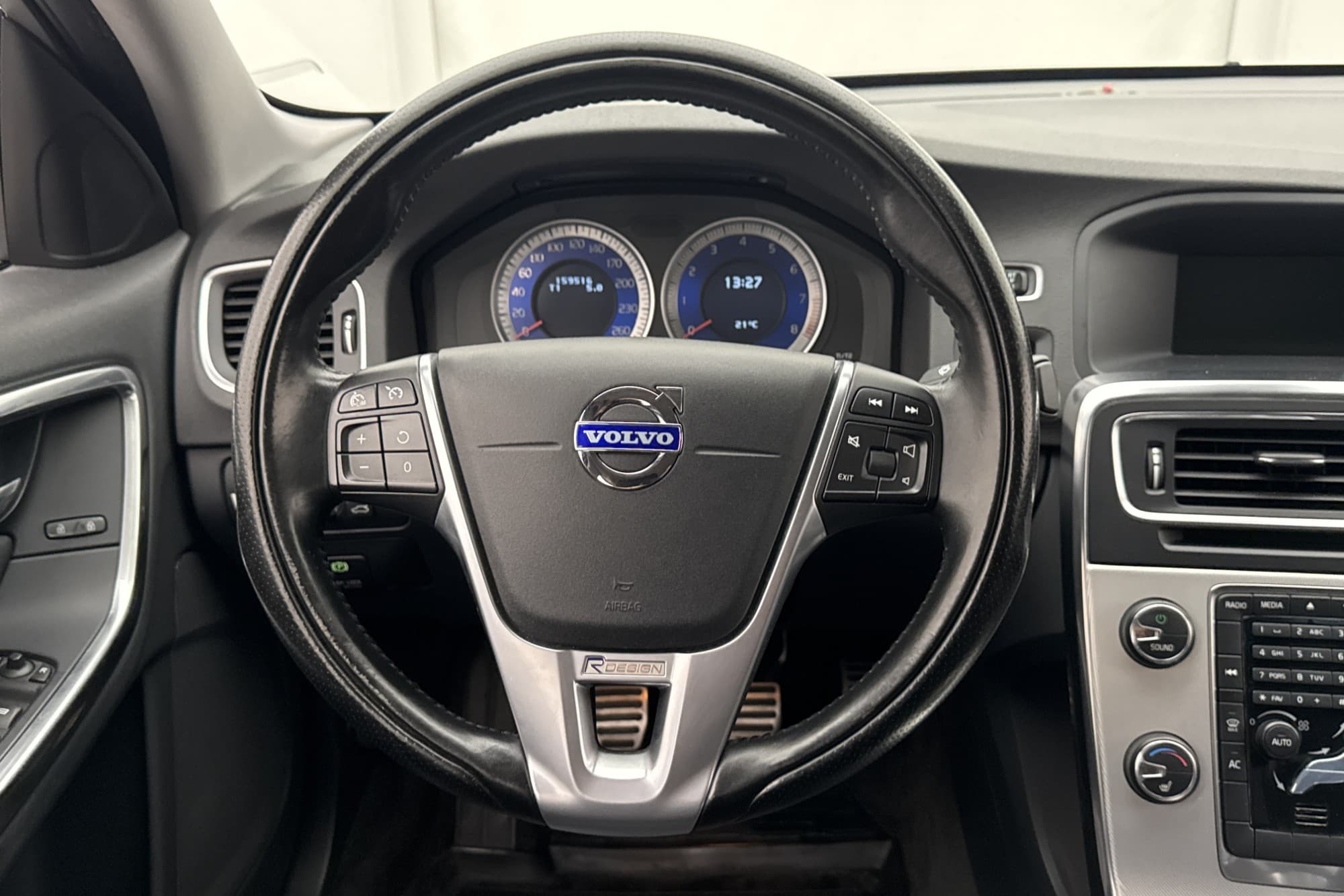 Volvo S60 T5 240hk R-Design P-Sensorer Halvskinn Farthållare