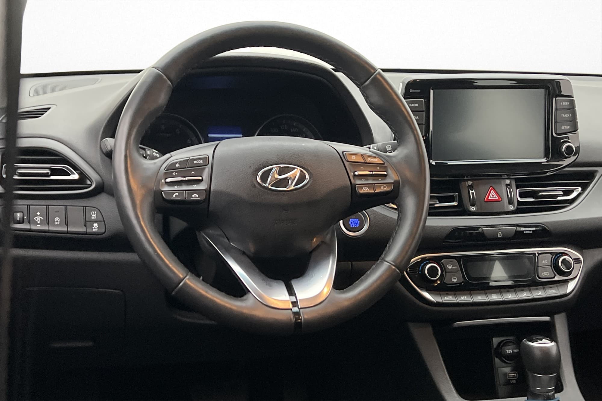 Hyundai i30 Kombi Kombi 1.0 120hk Essential Kamera Rattvärme