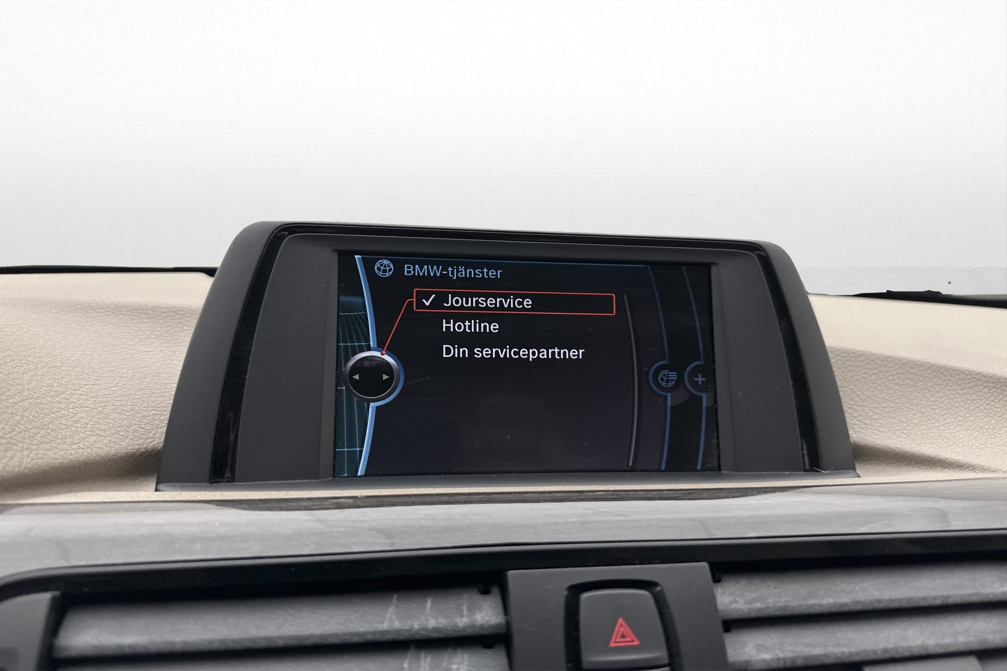 BMW 318 d Sedan 143hk Modern Line Sensorer Halvskinn 