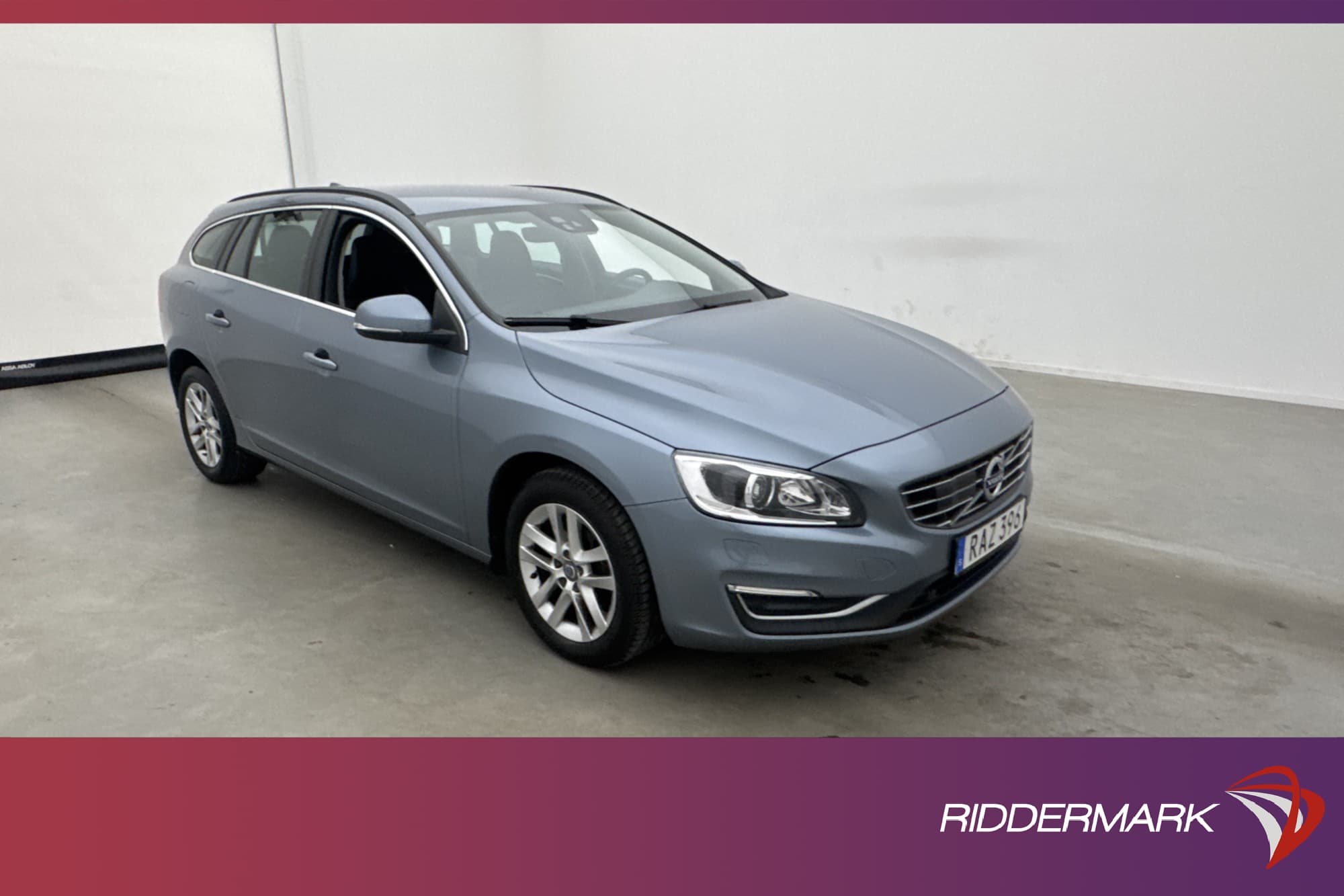Volvo V60 D4 190hk AWD Classic Momentum Värmare VOC Navi