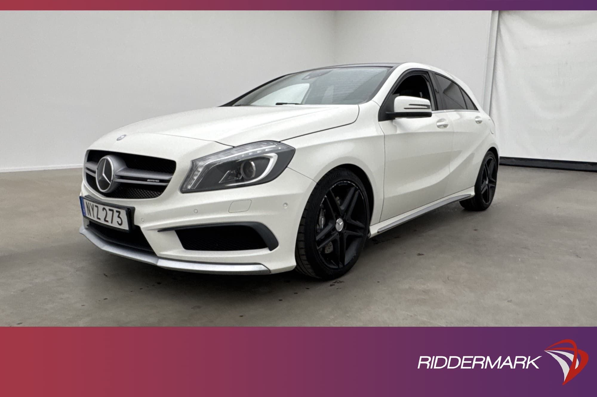 Mercedes-Benz AMG A 45 4M 360hk Panorama H/K Navi Elstolar