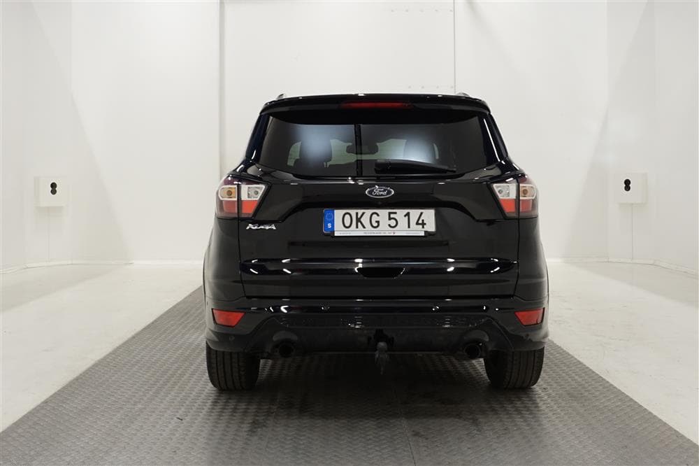 Ford Kuga 2.0 TDCi AWD 180hk ST-Line Kamera Drag Välservad