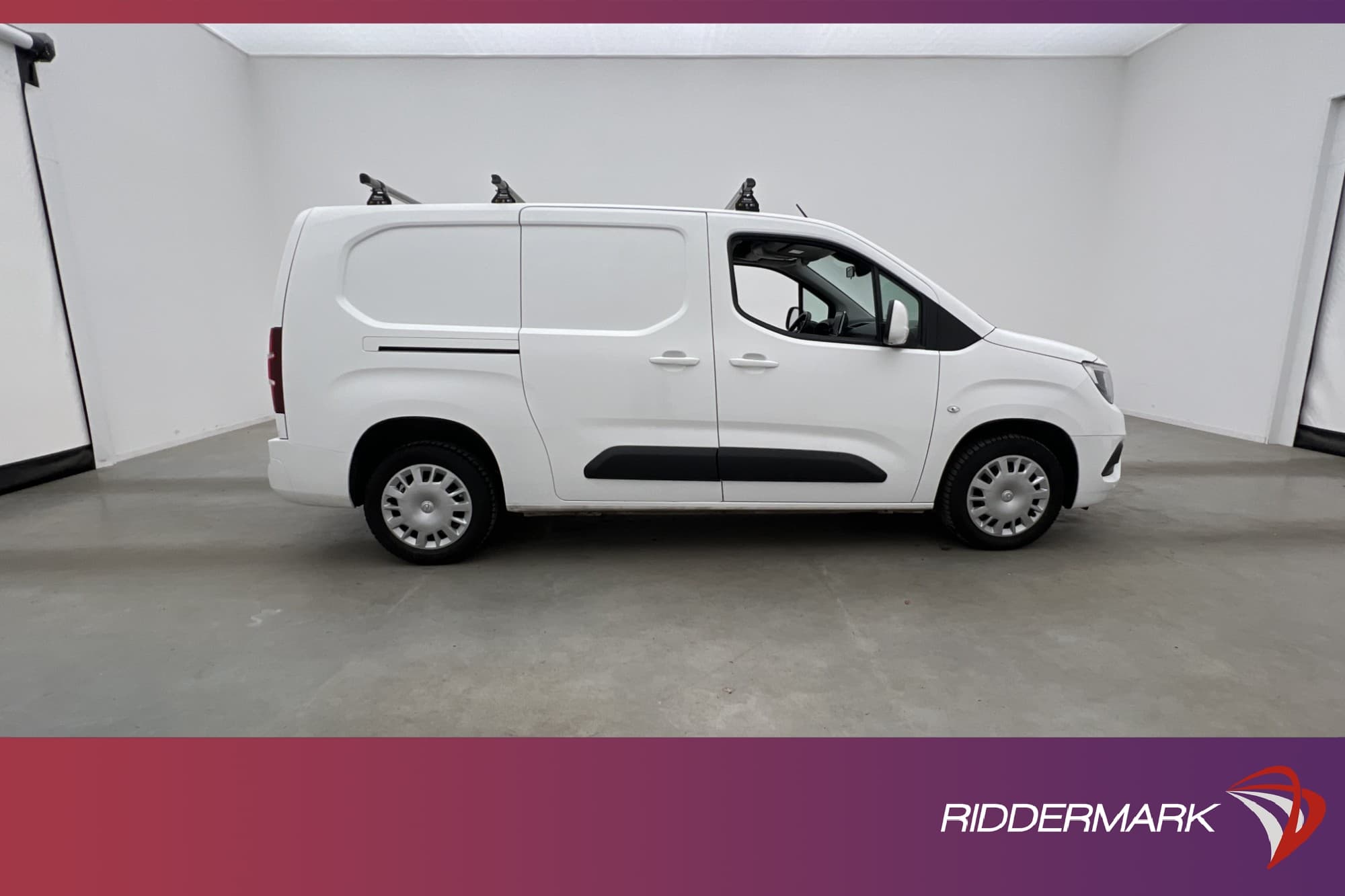 Opel Combo L2 Värmare Ny-Kamrem CARPLAY Drag B-Kamera Moms