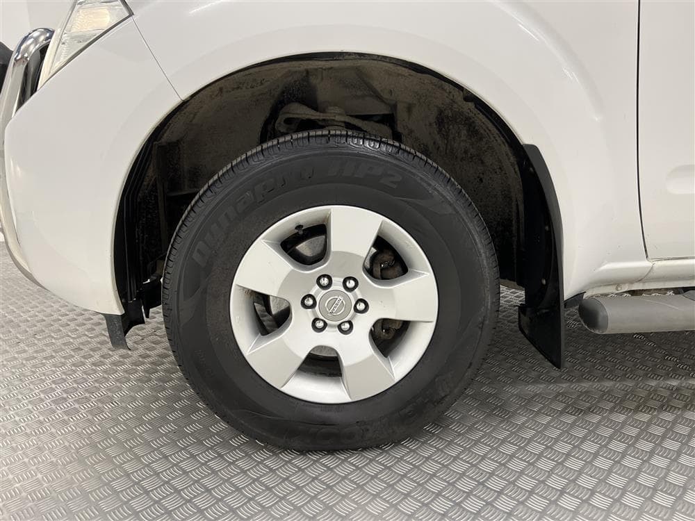 Nissan Navara 2.5dCi Automat Taklucka Navi Kamera Dragkrok interiör