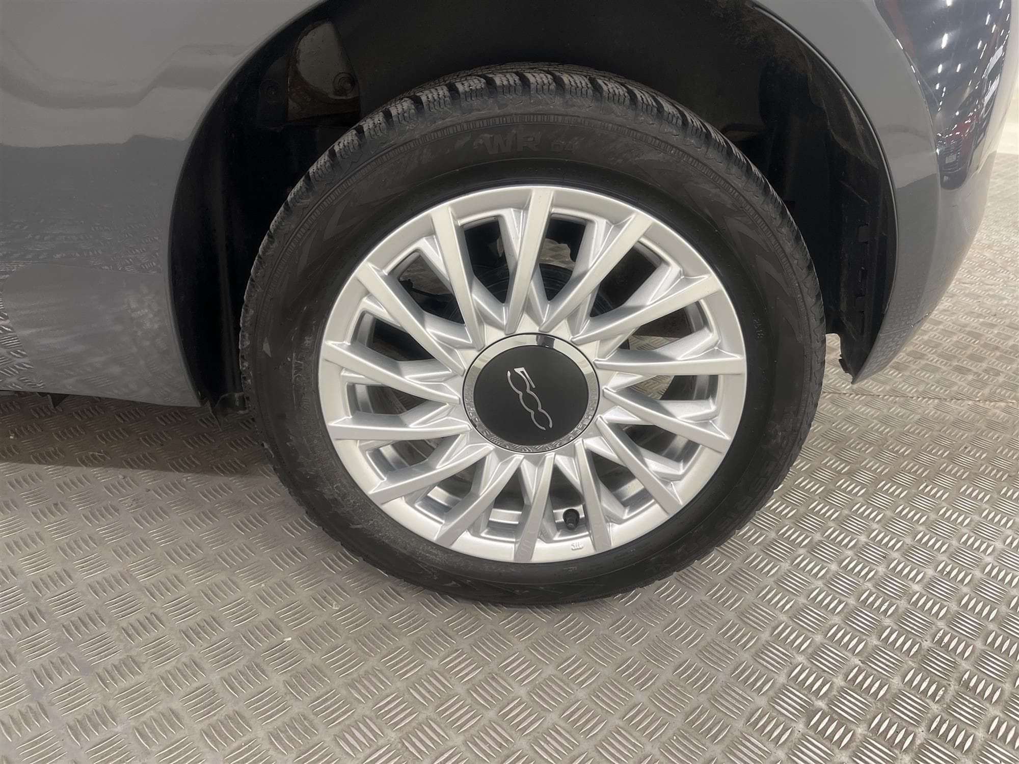 Fiat 500 1.2 69hk Panoramaglastak PDC 738kr Skatt Ny Kamrem