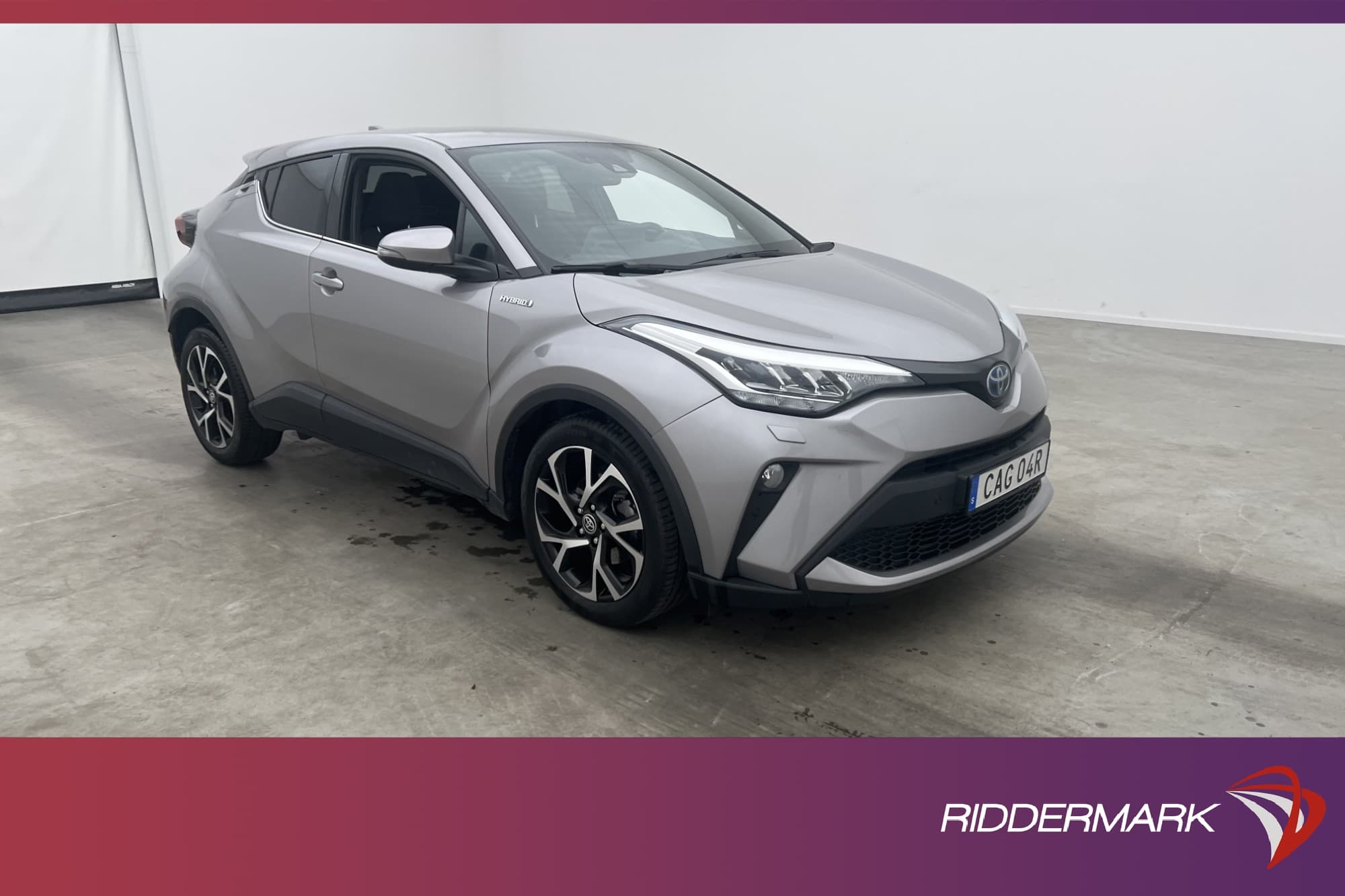 Toyota C-HR Hybrid 122hk