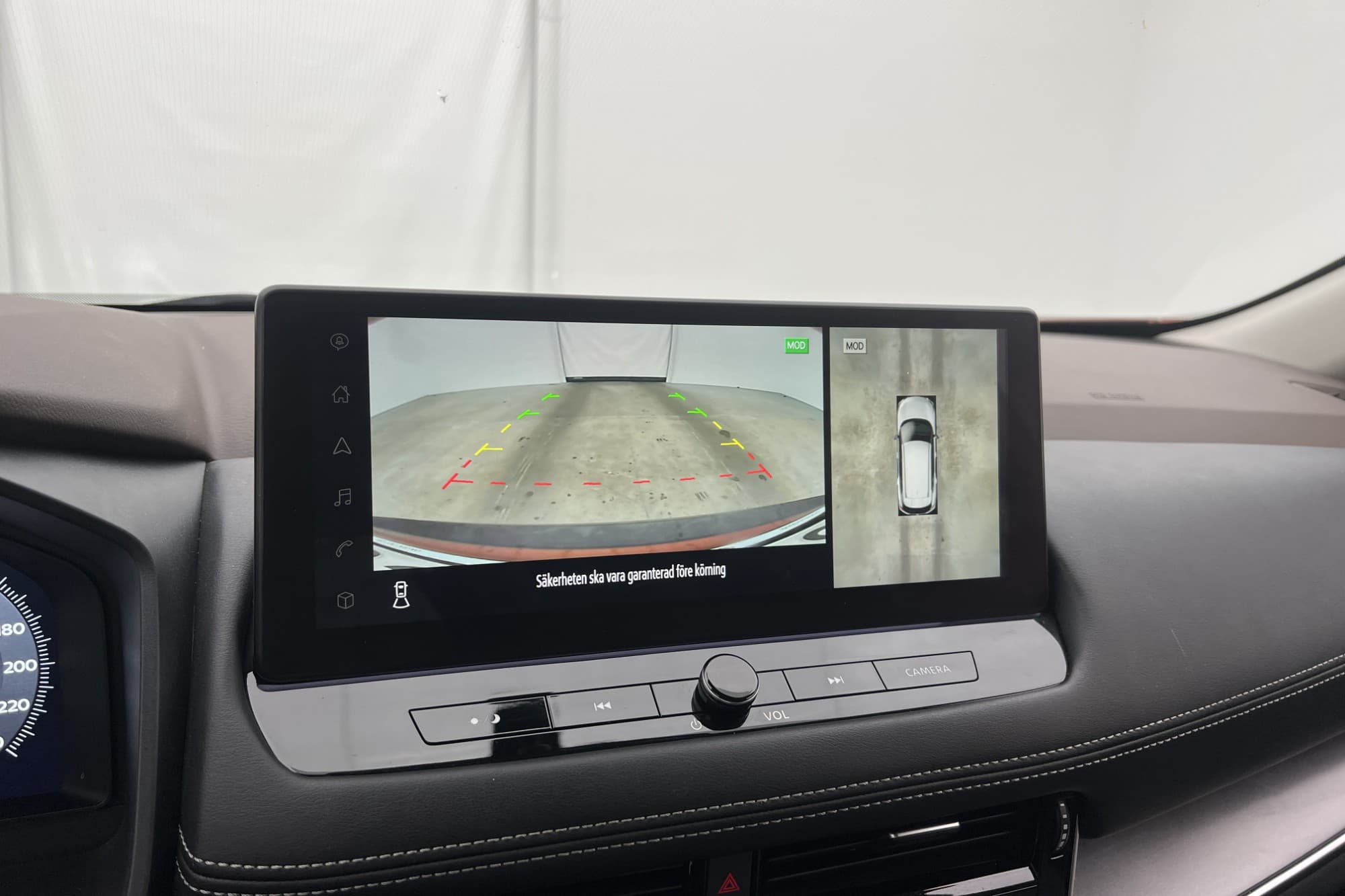 Nissan X-Trail e-4ORCE 214hk N-Connecta 7-Sits 360° CarPlay