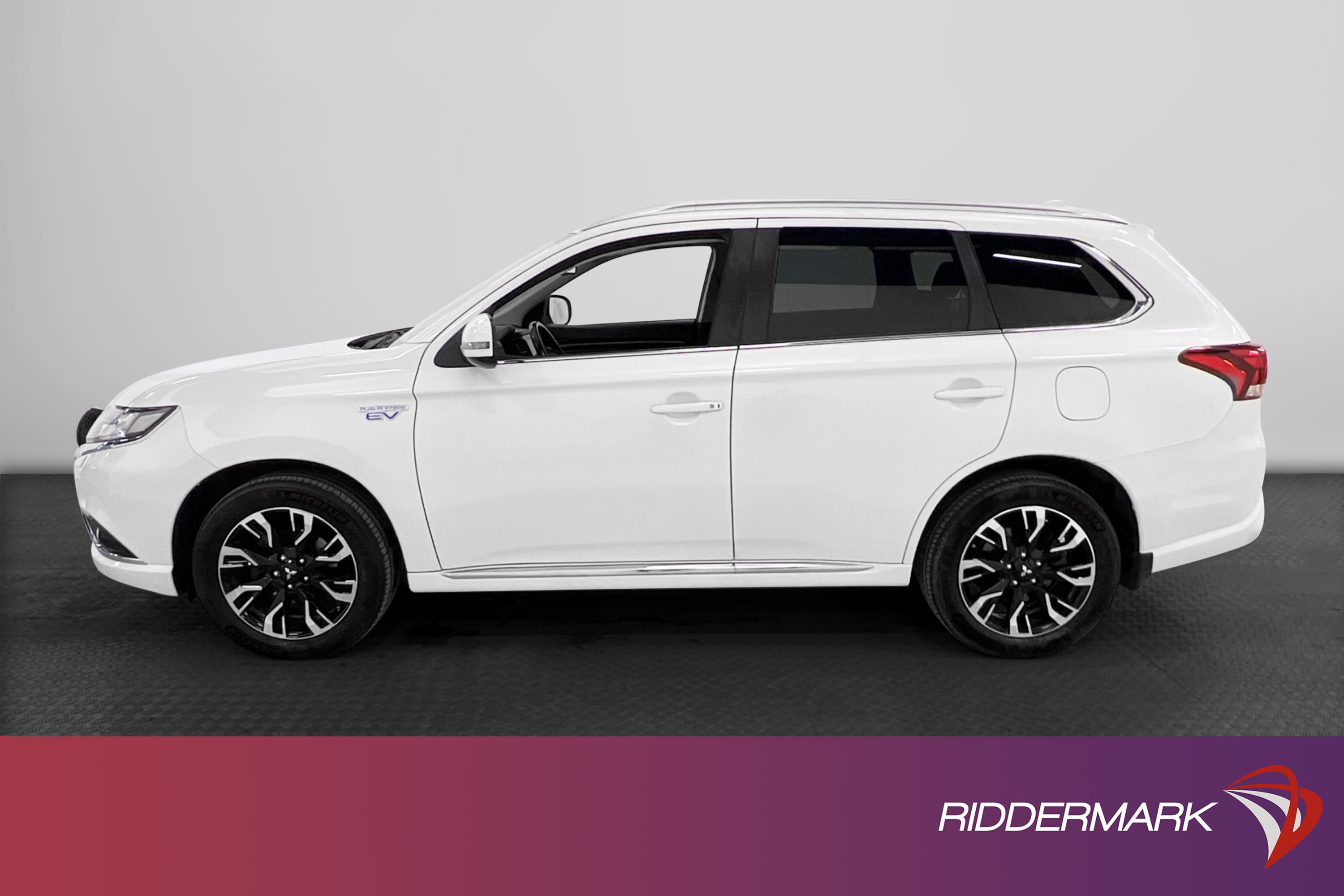 Mitsubishi Outlander PHEV 4WD 203hk