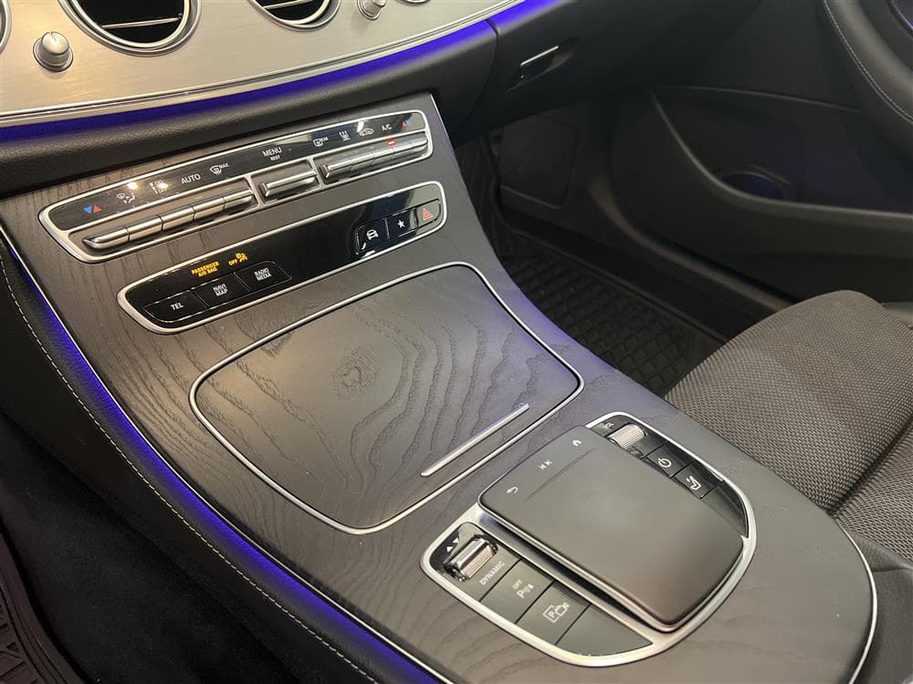 Mercedes-Benz E 300 de Plug in 316hk Widescreen Värmare Momsinteriör