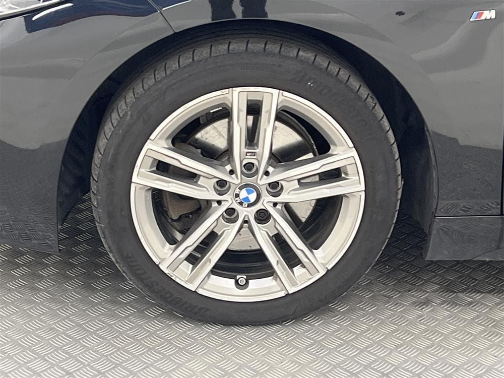 BMW 118d 150hk M-Sport Connected Driveinteriör