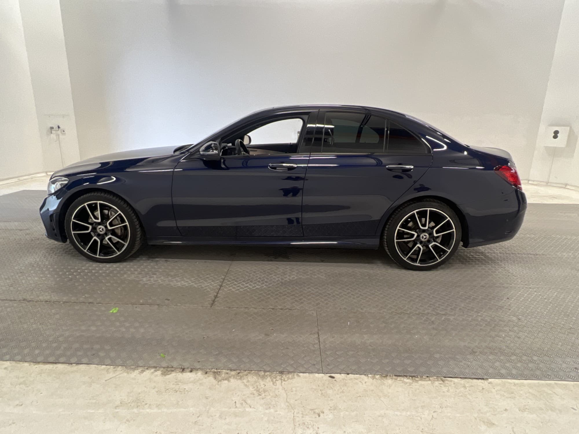 Mercedes-Benz C 220 d 4M