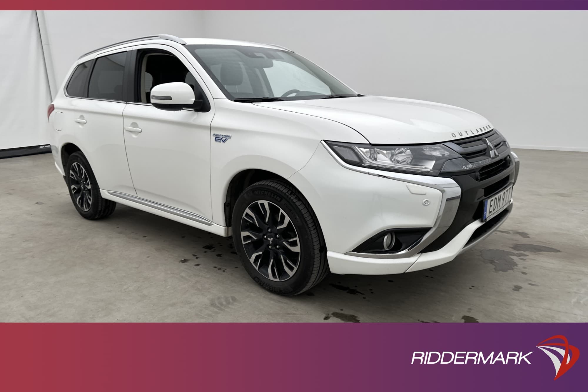 Mitsubishi Outlander PHEV 4WD 203hk