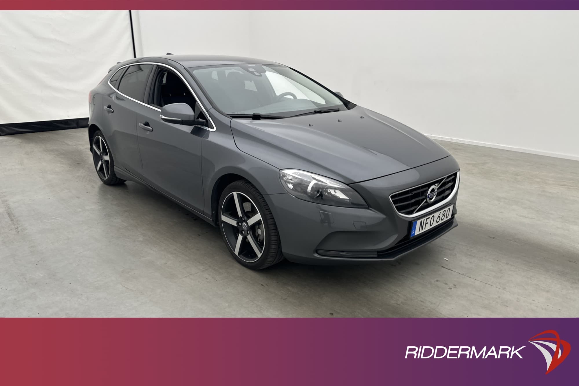 Volvo V40 T5 254hk