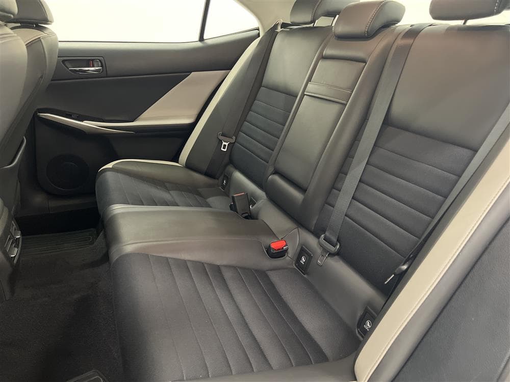Lexus IS 300h Hybrid Special Edition Kamera Navi Keylessinteriör