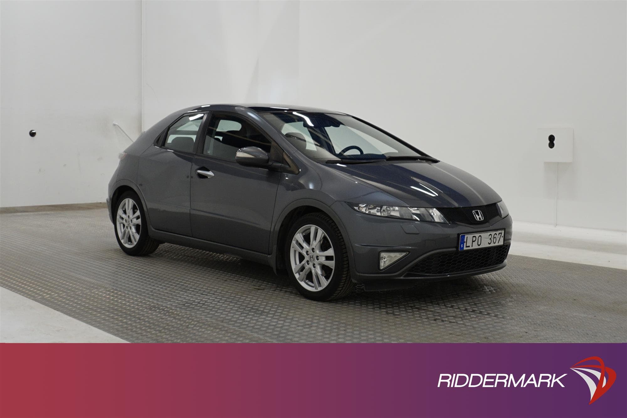 Honda Civic 1.8 140hk