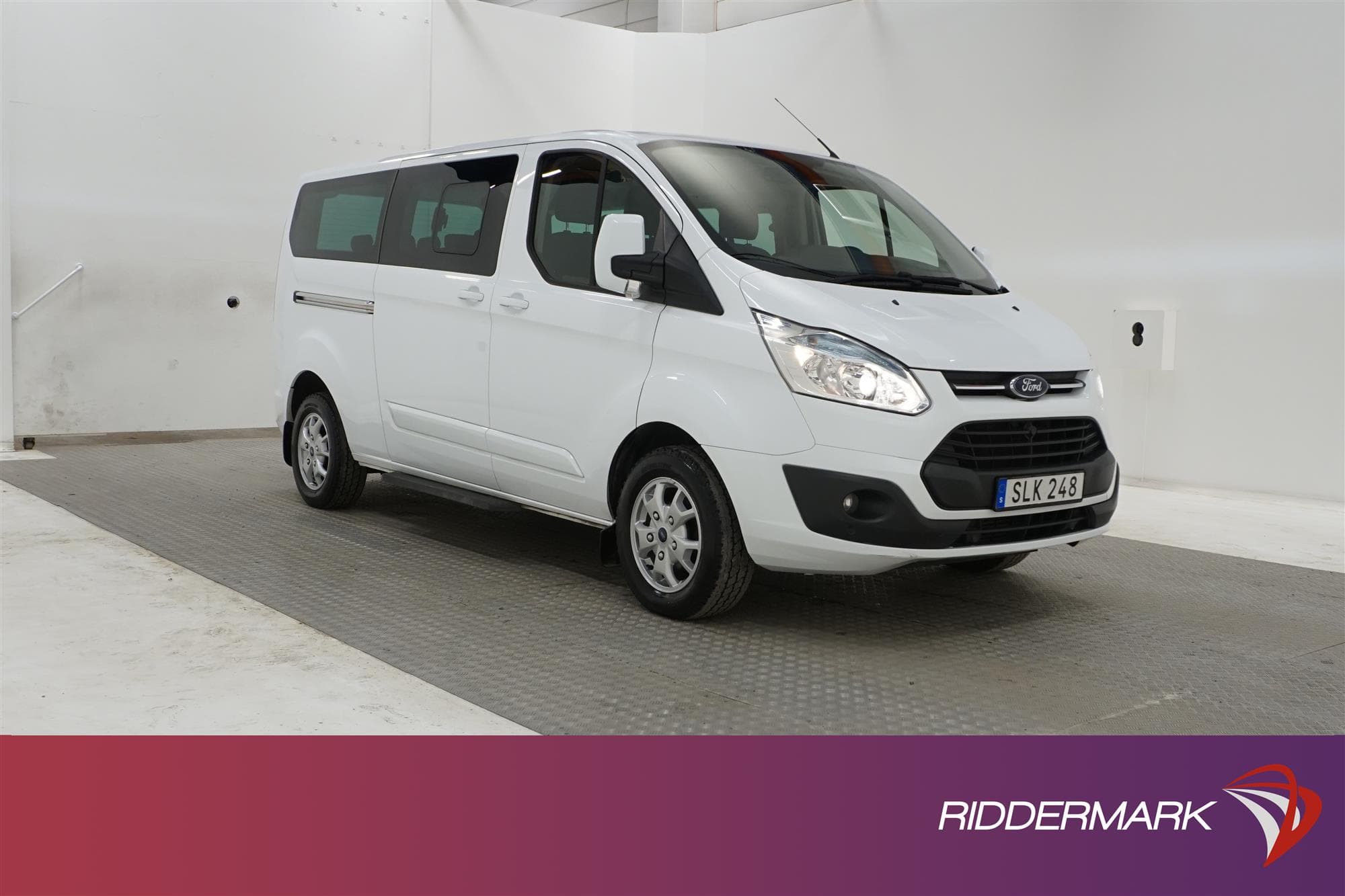Ford Tourneo Custom Limited 2.2TDCI Lång Värmare Dragkrok