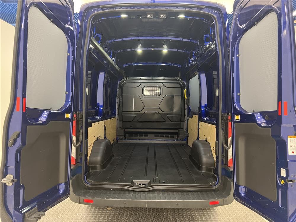 Ford Transit 350 2.0 TDCi Automat 130hk Eu6 H3 Värmare  interiör