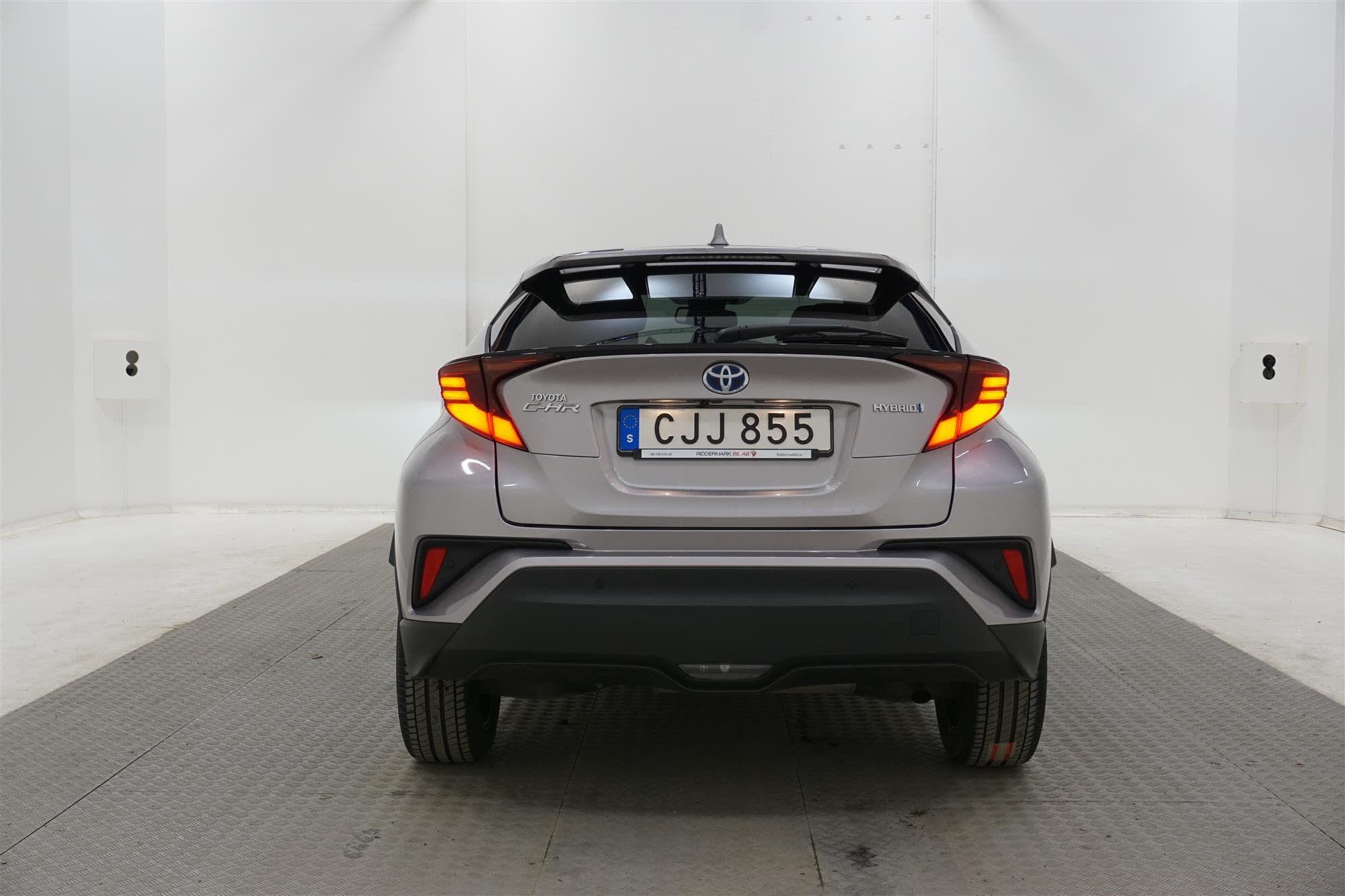 Toyota C-HR Hybrid 122hk Executive JBL Skinn B-Kam 0,38L/mil