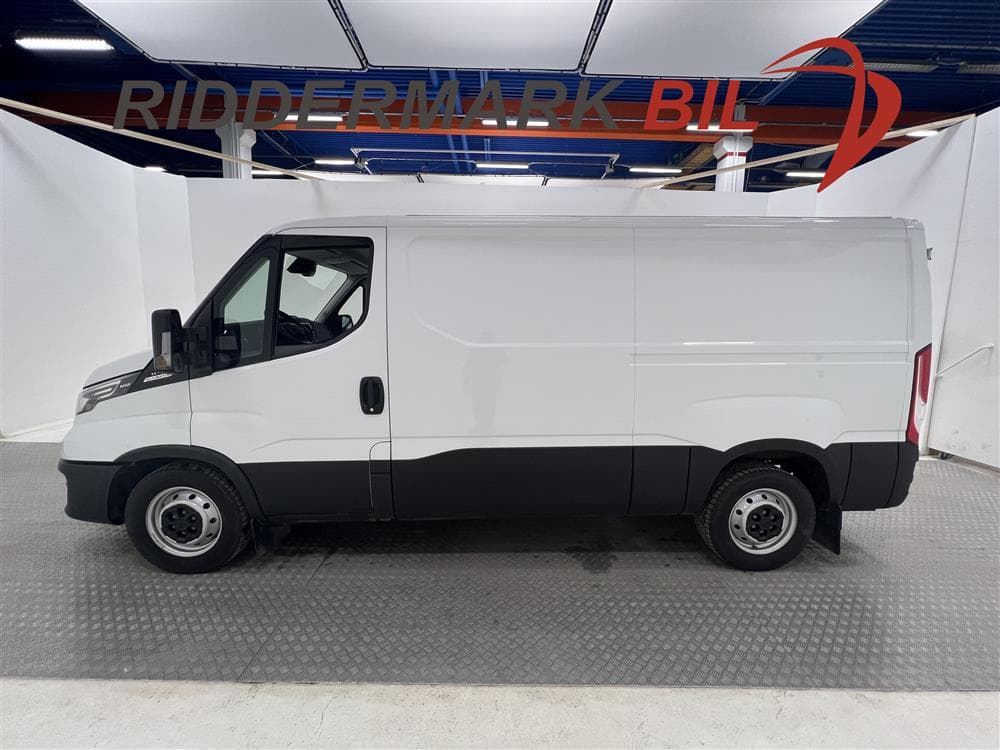 Iveco Daily 35 2.3 Eu6 Automat Värmare Låg skatt L2 Moms