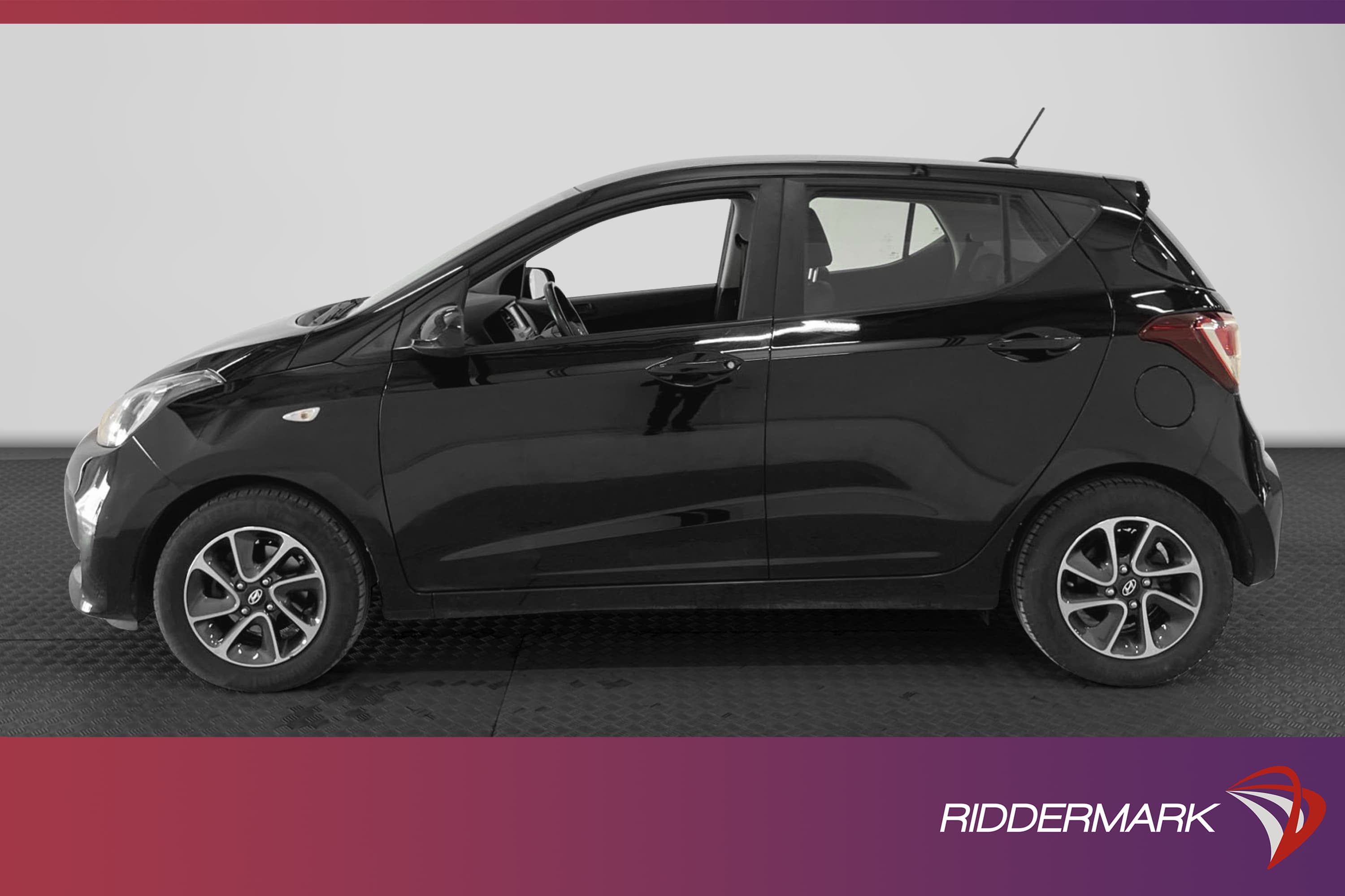 Hyundai i10 1.0 Blue 67hk