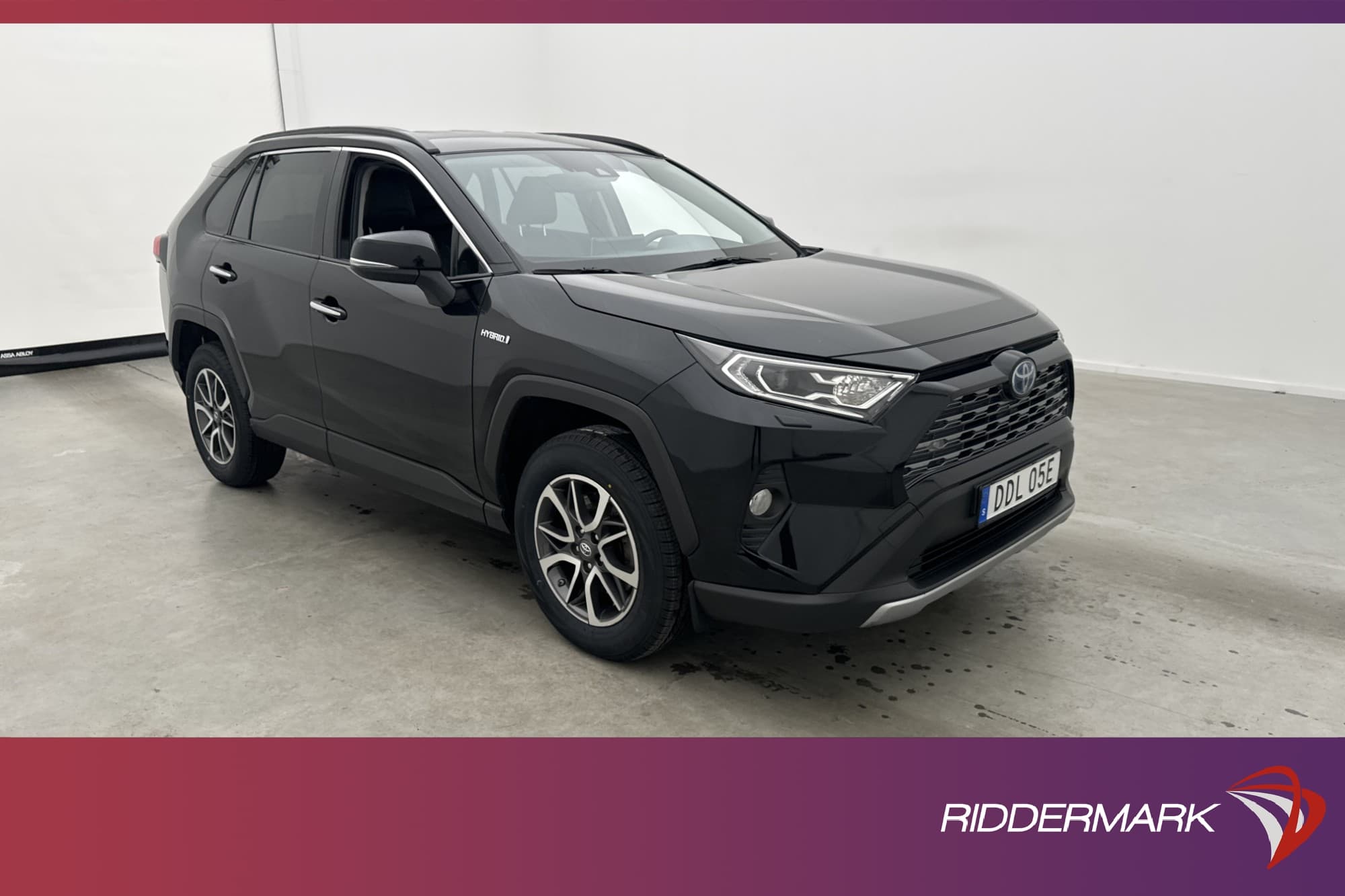 Toyota RAV4 Hybrid AWD 222hk