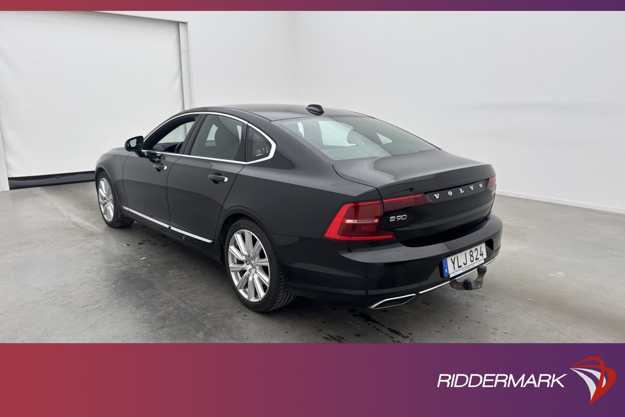 Volvo S90 D5 AWD 235hk