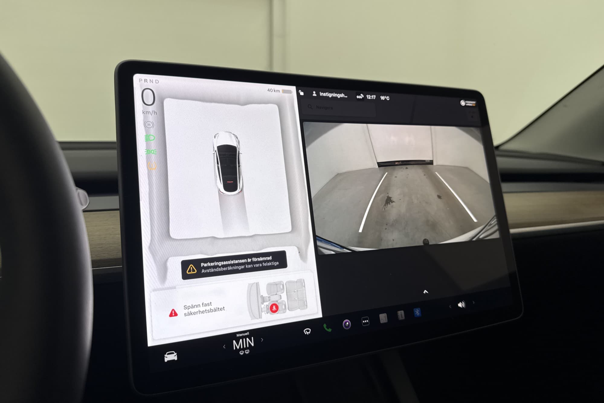 Tesla Model Y Standard Range RWD Drag Autopilot Sv-Såld