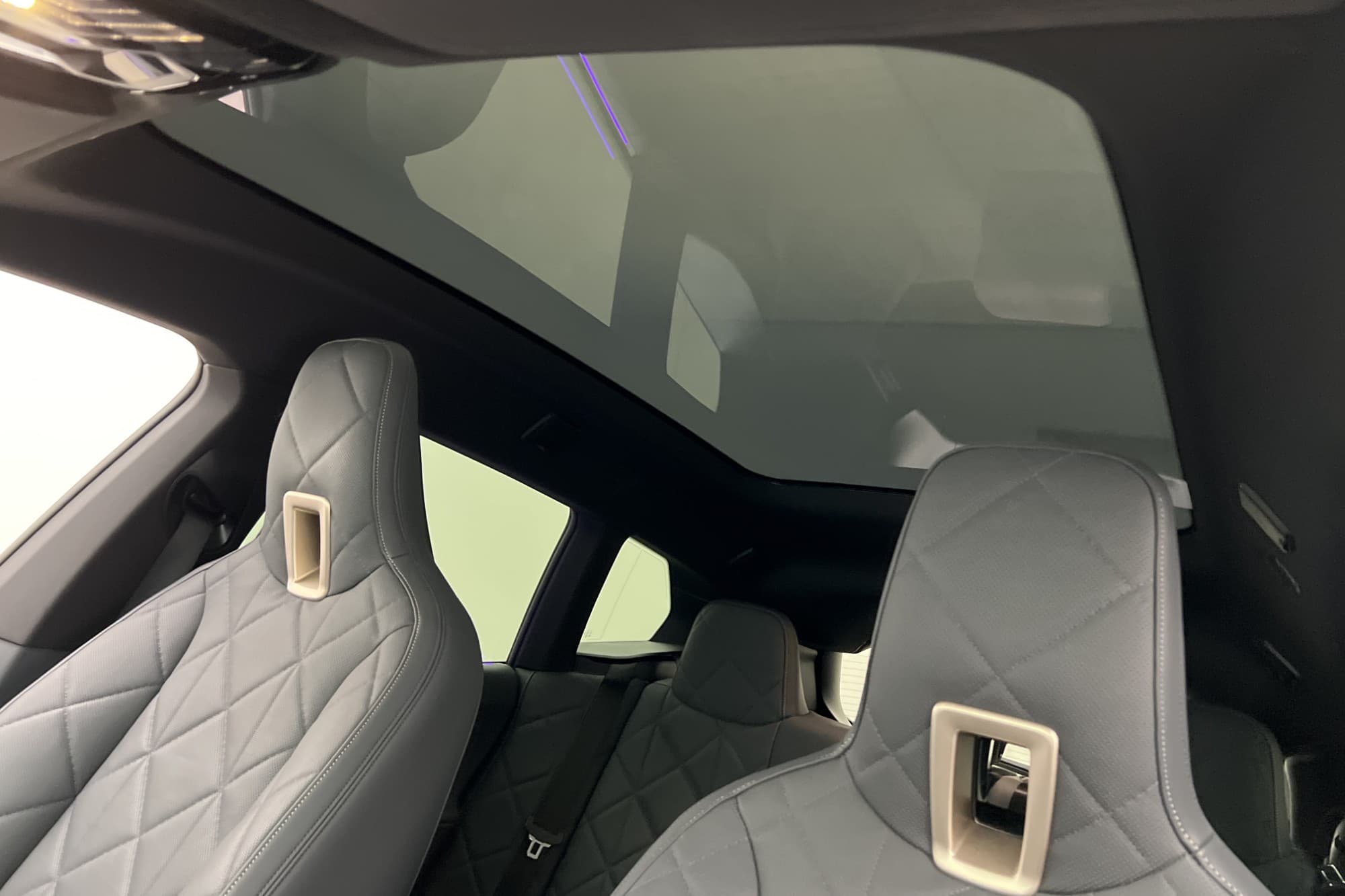 BMW iX xDrive50 Sport Innovation Pano H/K Laser Sky Dragkrok