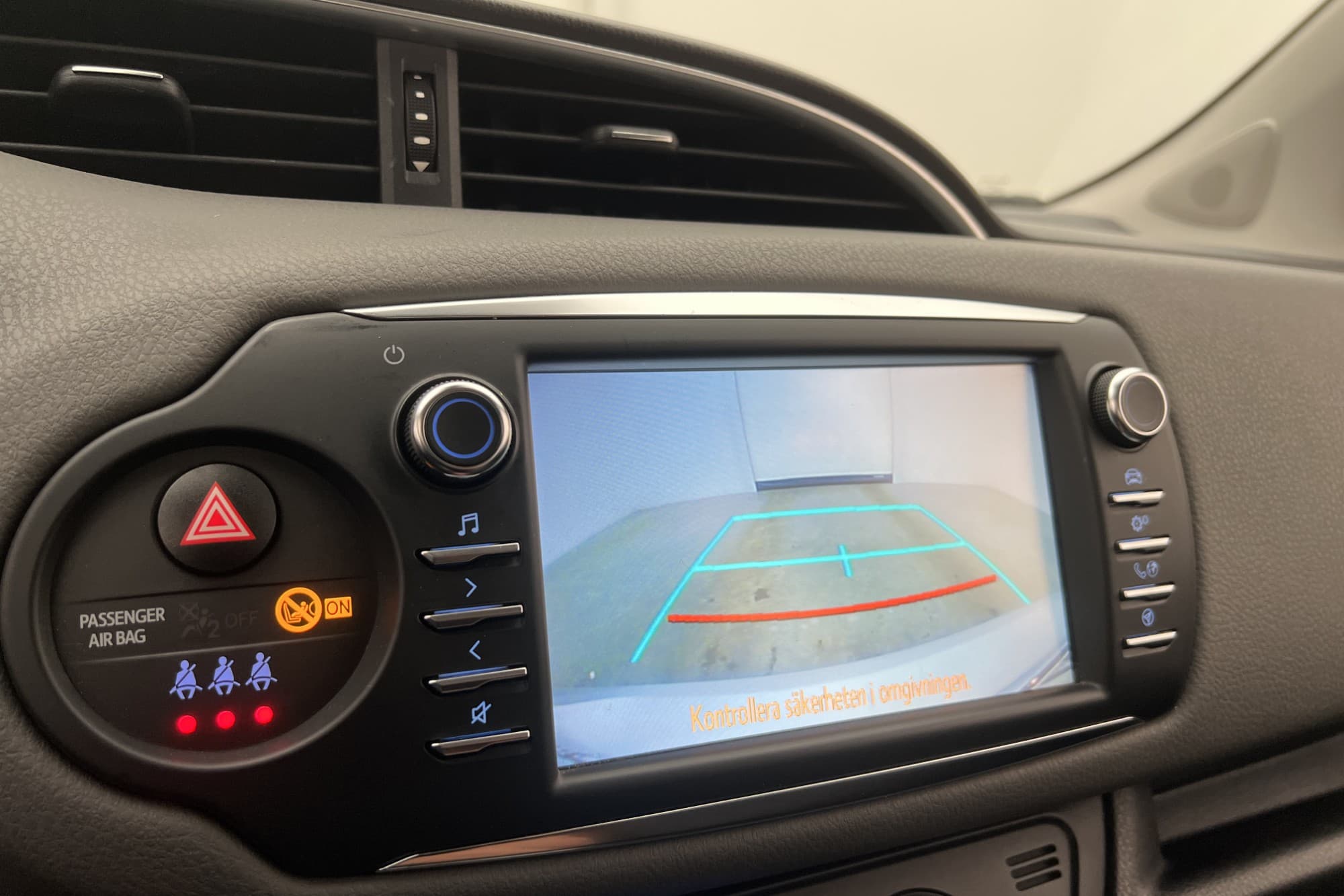 Toyota Yaris Hybrid e-CVT 101hk Active Kamera Farthållare
