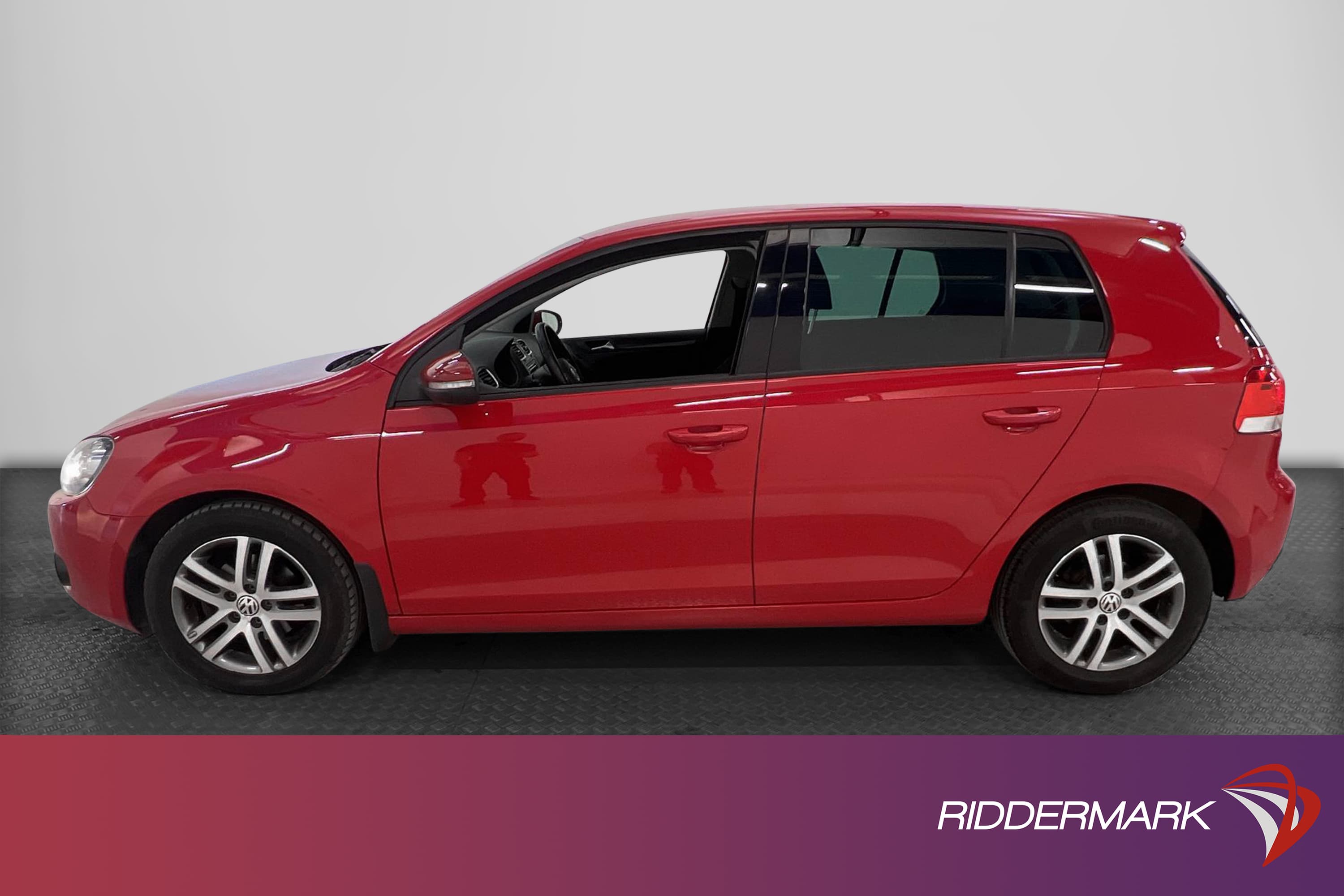 Volkswagen Golf 5-dörrar 1.6 TDI DSG 105hk