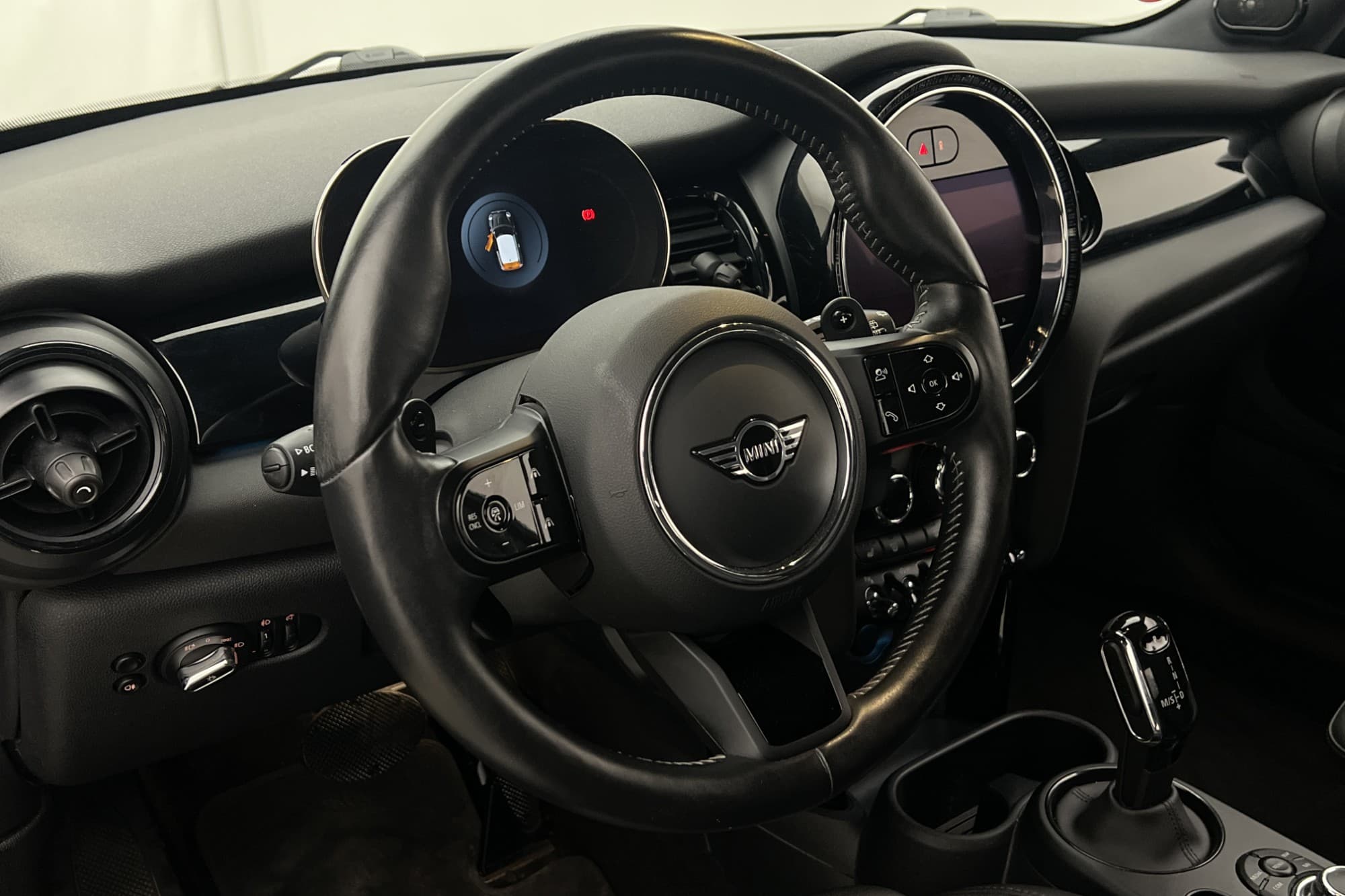 MINI Cooper S 178hk Cockpit H/K Kamera Navi Skinn Rattvärme