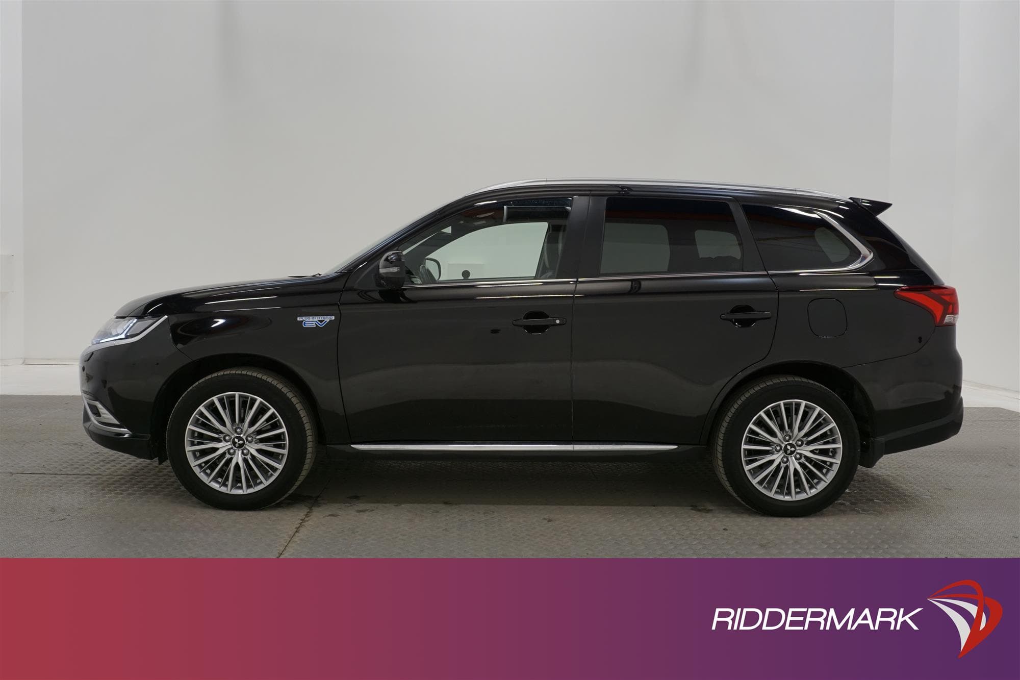 Mitsubishi Outlander PHEV 4WD 230hk