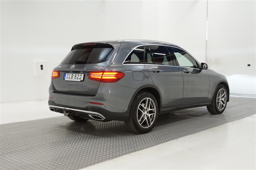 Mercedes-Benz GLC 220d 4M 170hk AMG D-Värm Burmester Panoexteriör