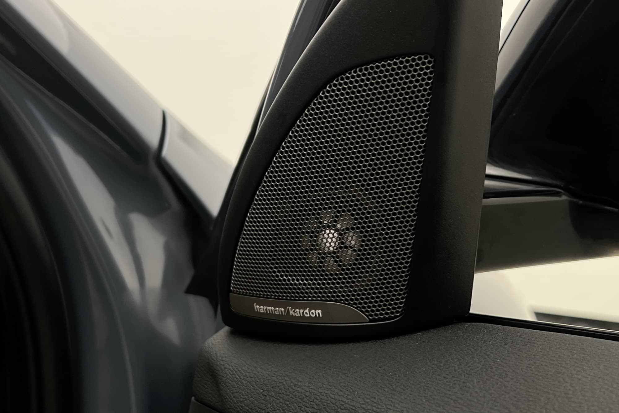 BMW X1 xDrive25e 220hk M Sport Pano Kamera H/K HUD CarPlay