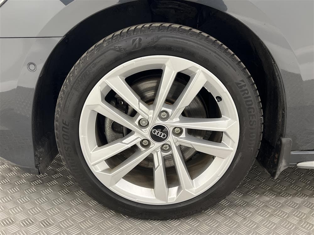 Audi A3 Sportback 35 TFSI 150hk Cockpit Drag 0,48l/milinteriör