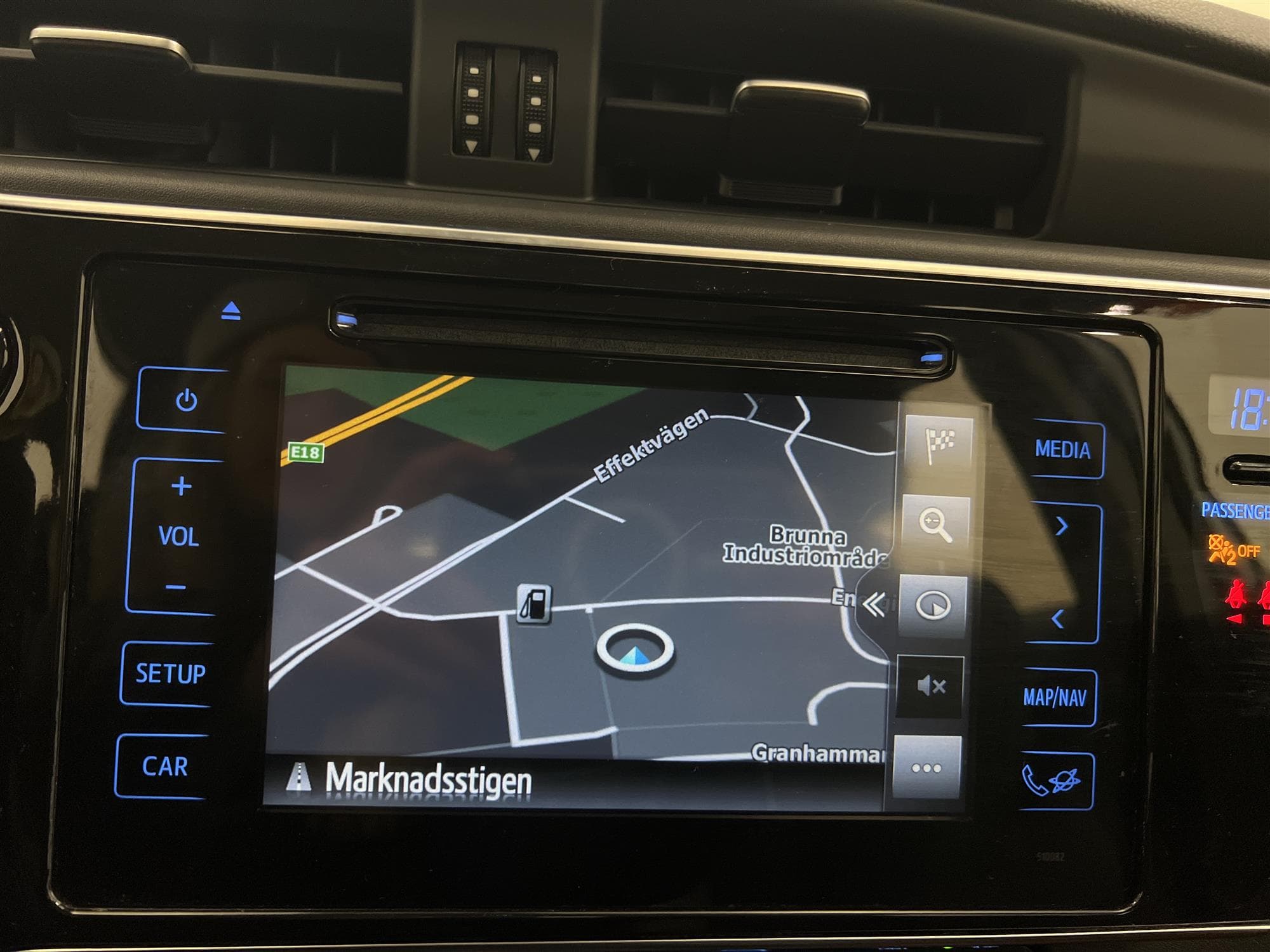 Toyota Auris Hybrid 136hk Navigator Backkamera 0,36L/mil