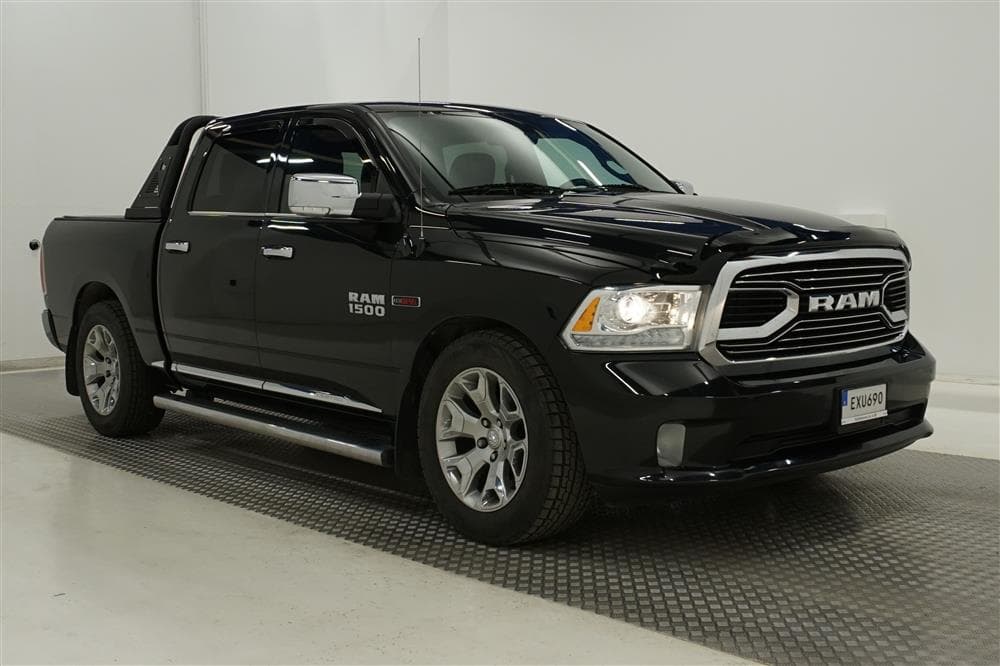 Dodge Ram Limited 3.0 4WD 243hk Luftfjädring Taklucka Drag