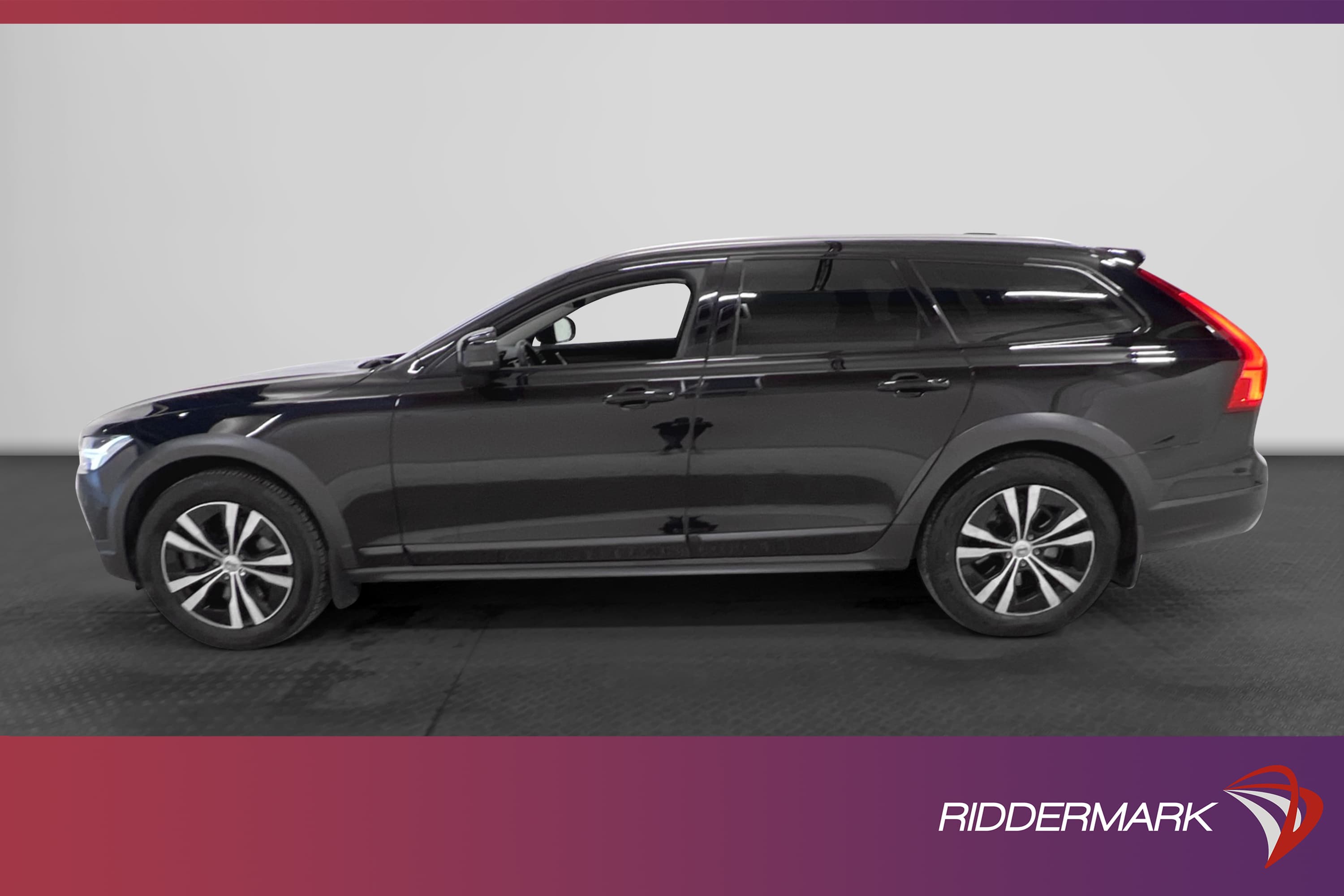 Volvo V90 Cross Country