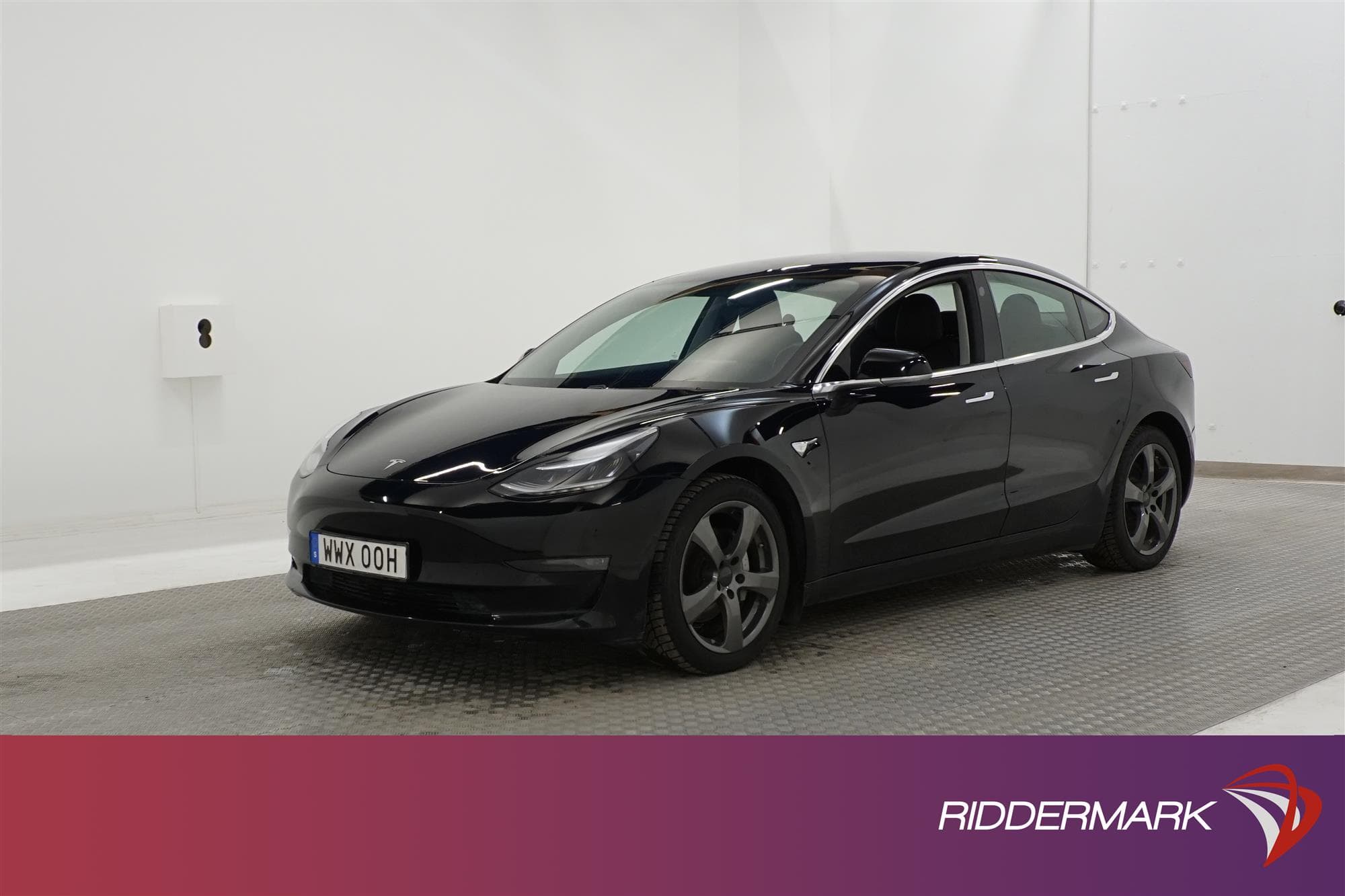 Tesla Model 3 Long Range 440hk AWD