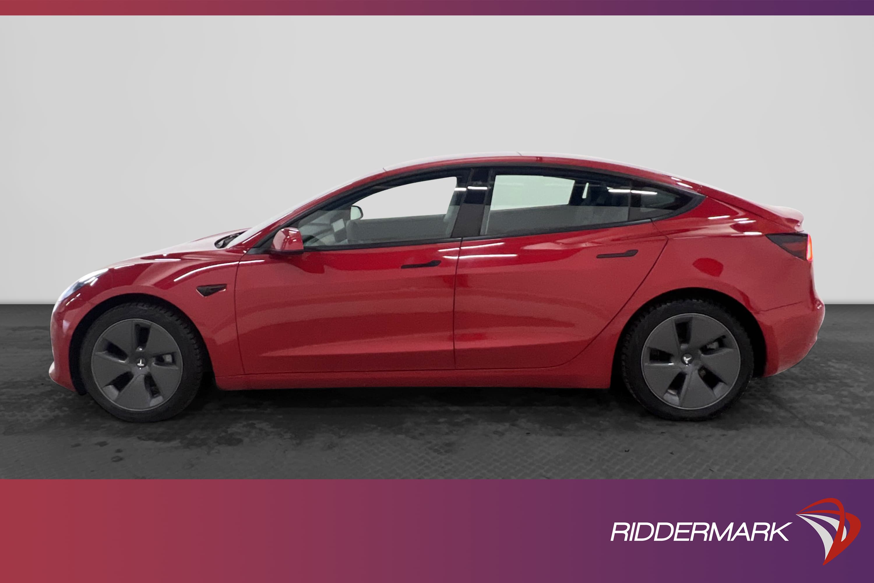Tesla Model 3 Standard Range Plus 325hk