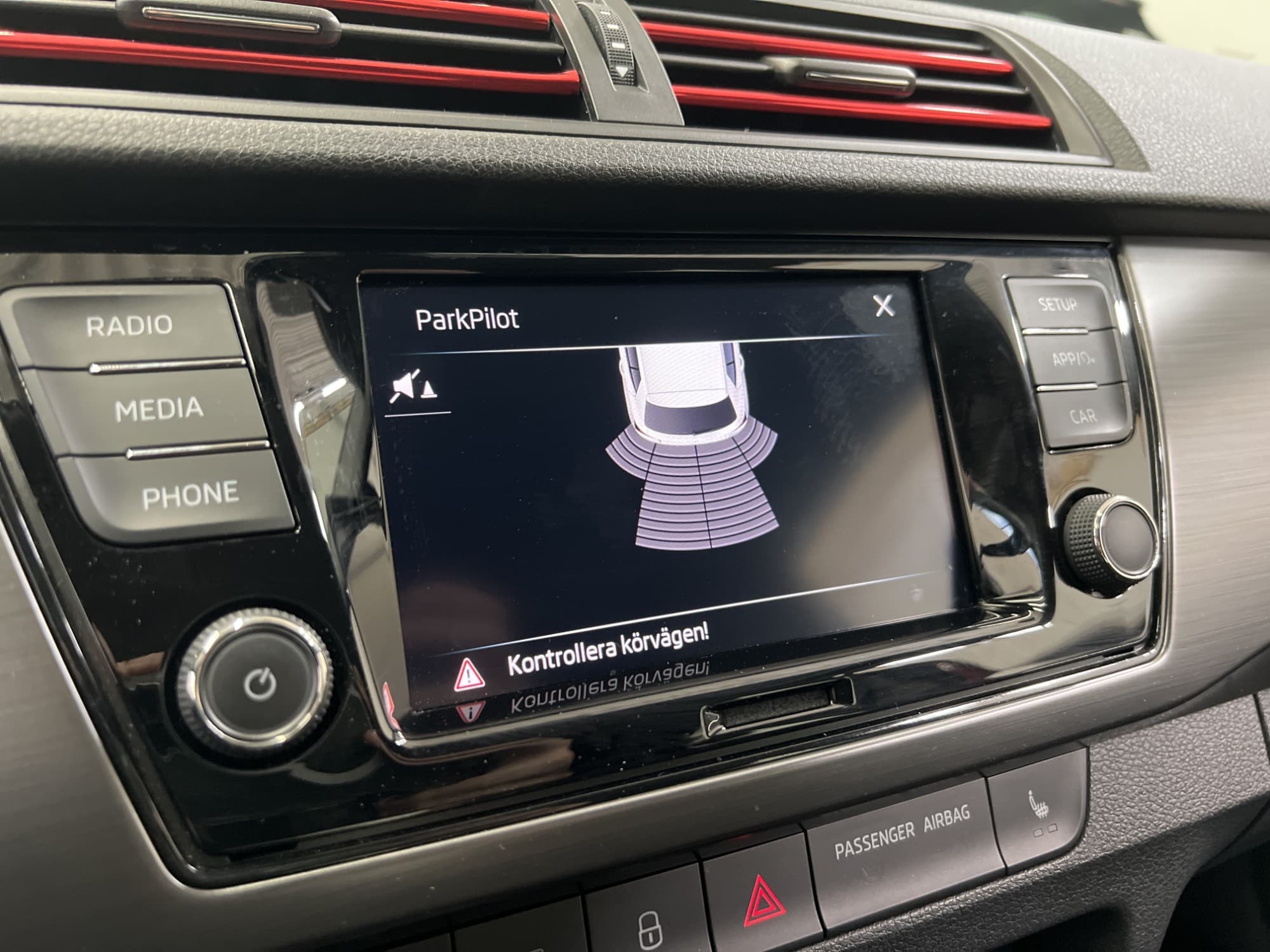 Skoda Fabia TSI 95hk P-Sensorer CarPlay Keyless 0.45l/mil