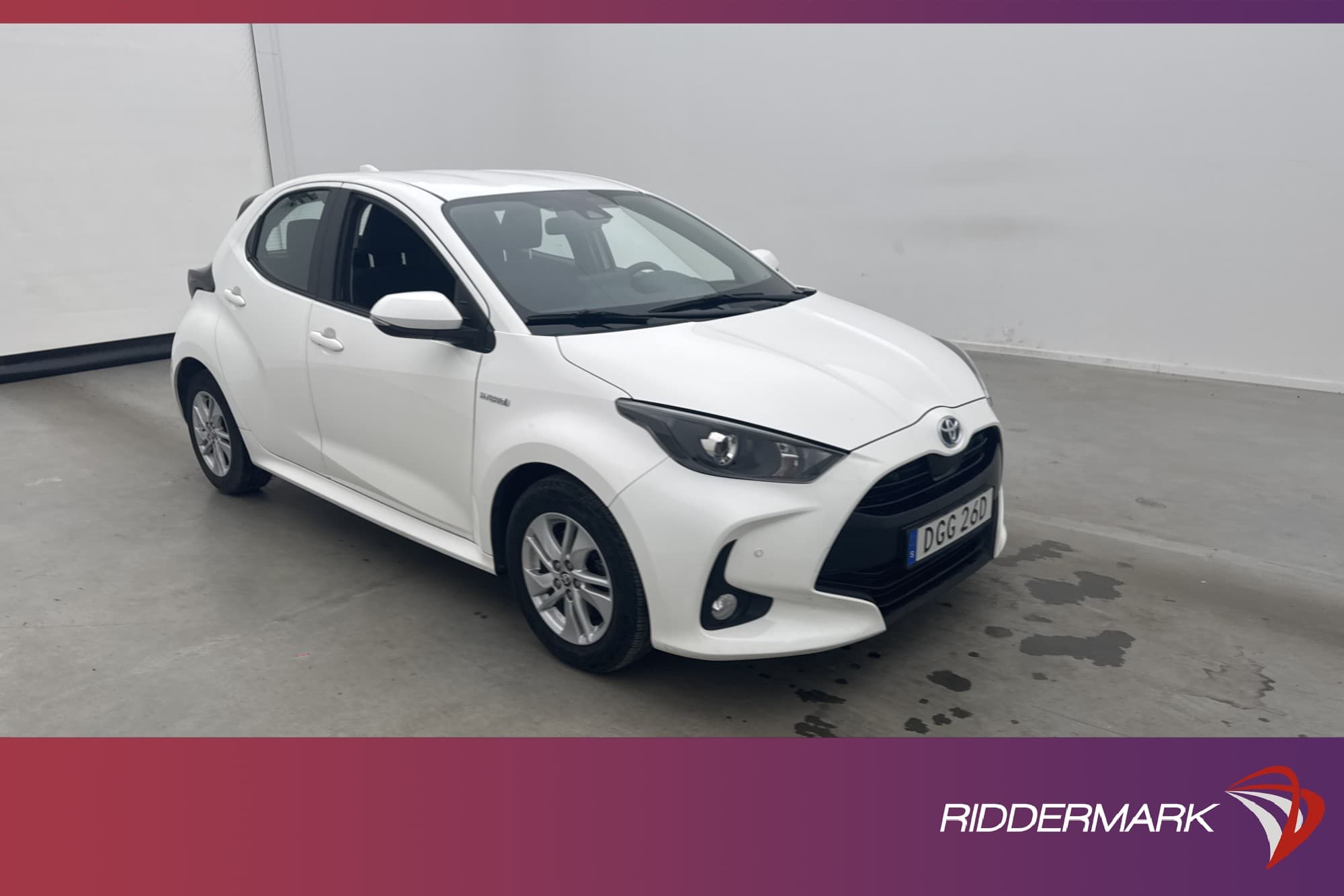 Toyota Yaris Hybrid CVT 116 hk