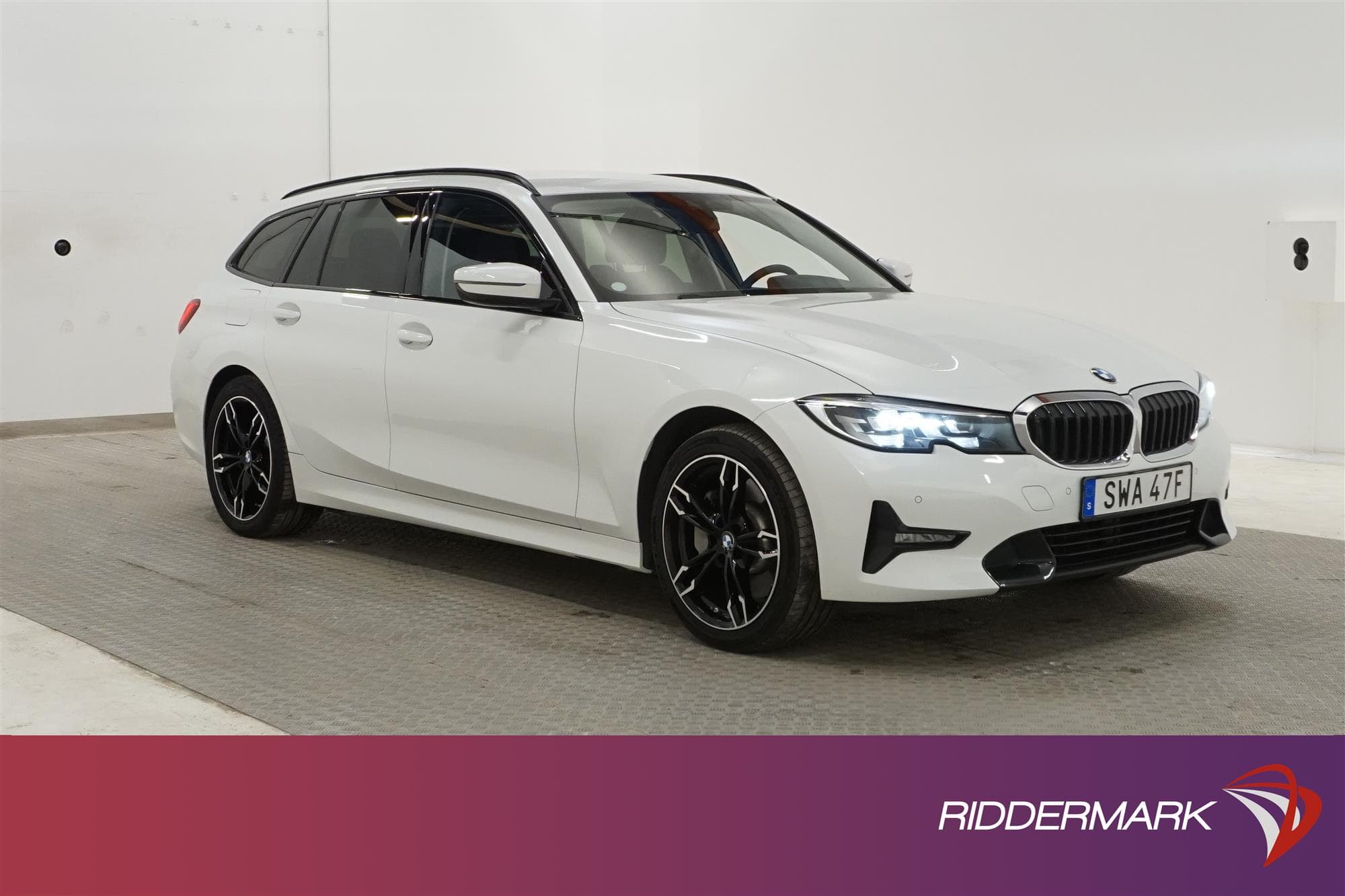 BMW 330e xDrive Touring 292hk