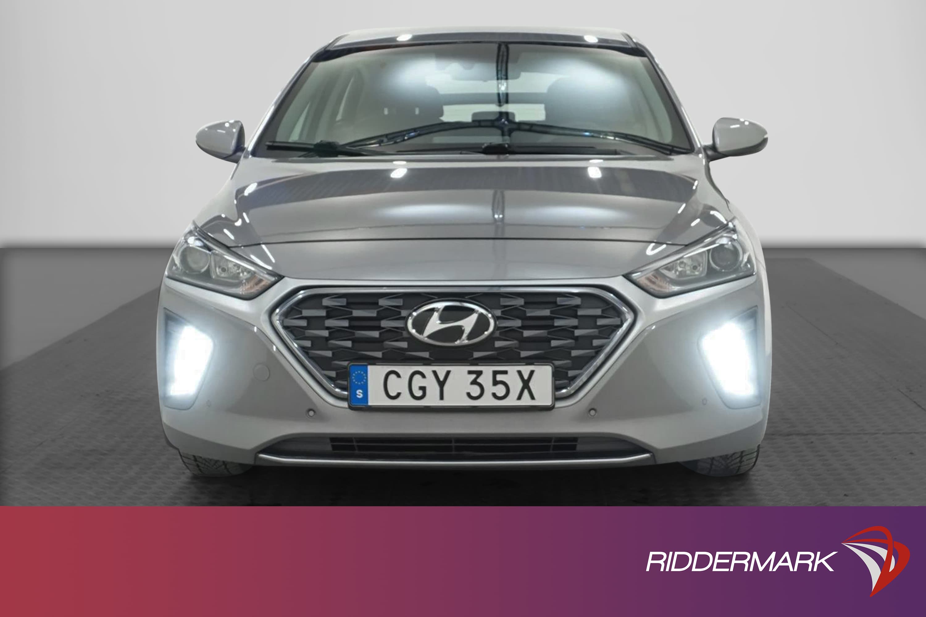 Hyundai Ioniq Hybrid 1.6 DCT 141hk Kamera Carplay 0,36l/mil