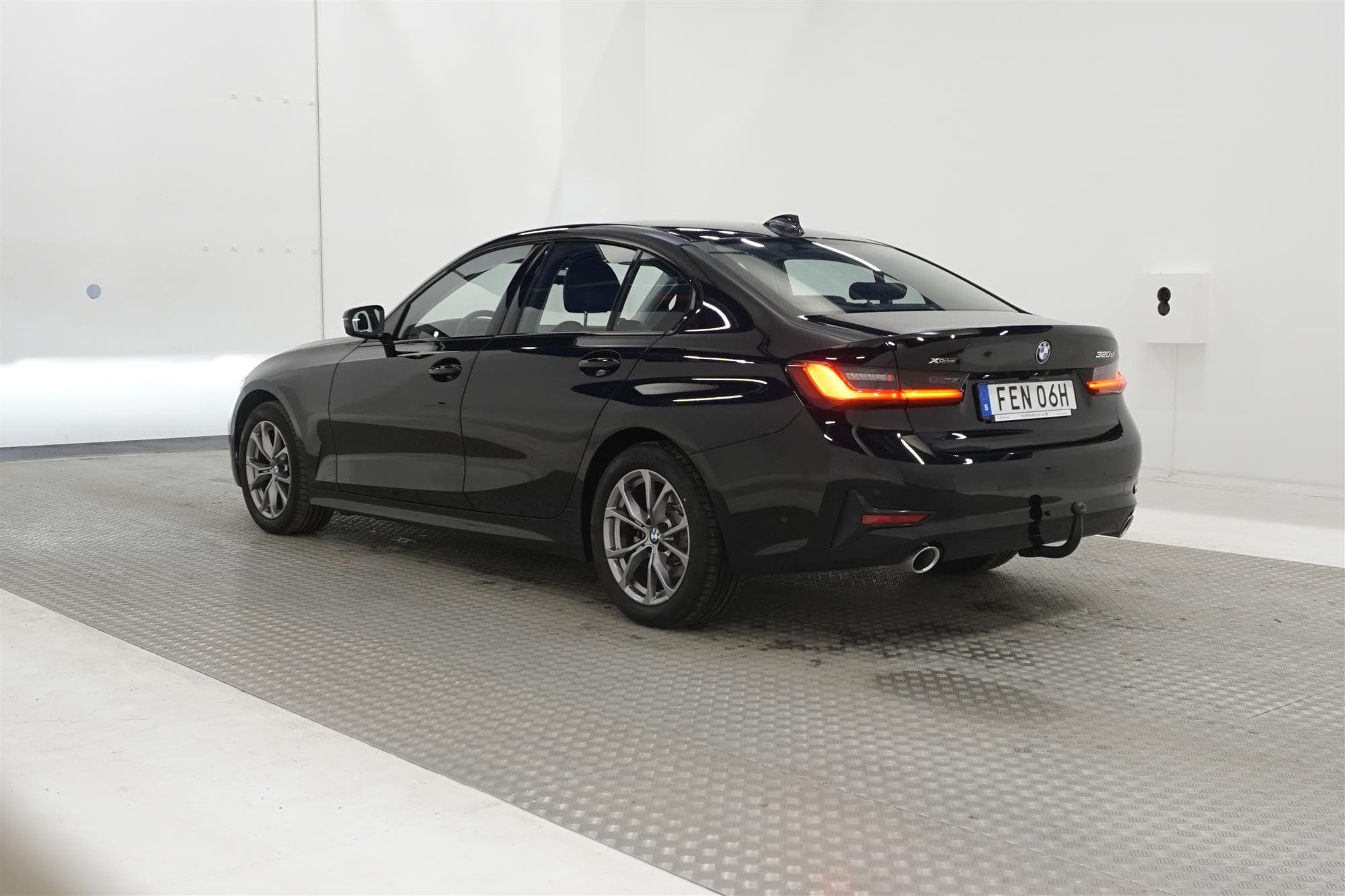 BMW 320d xDrive Sedan 190hk Sport line HiFi 0,45L/mil