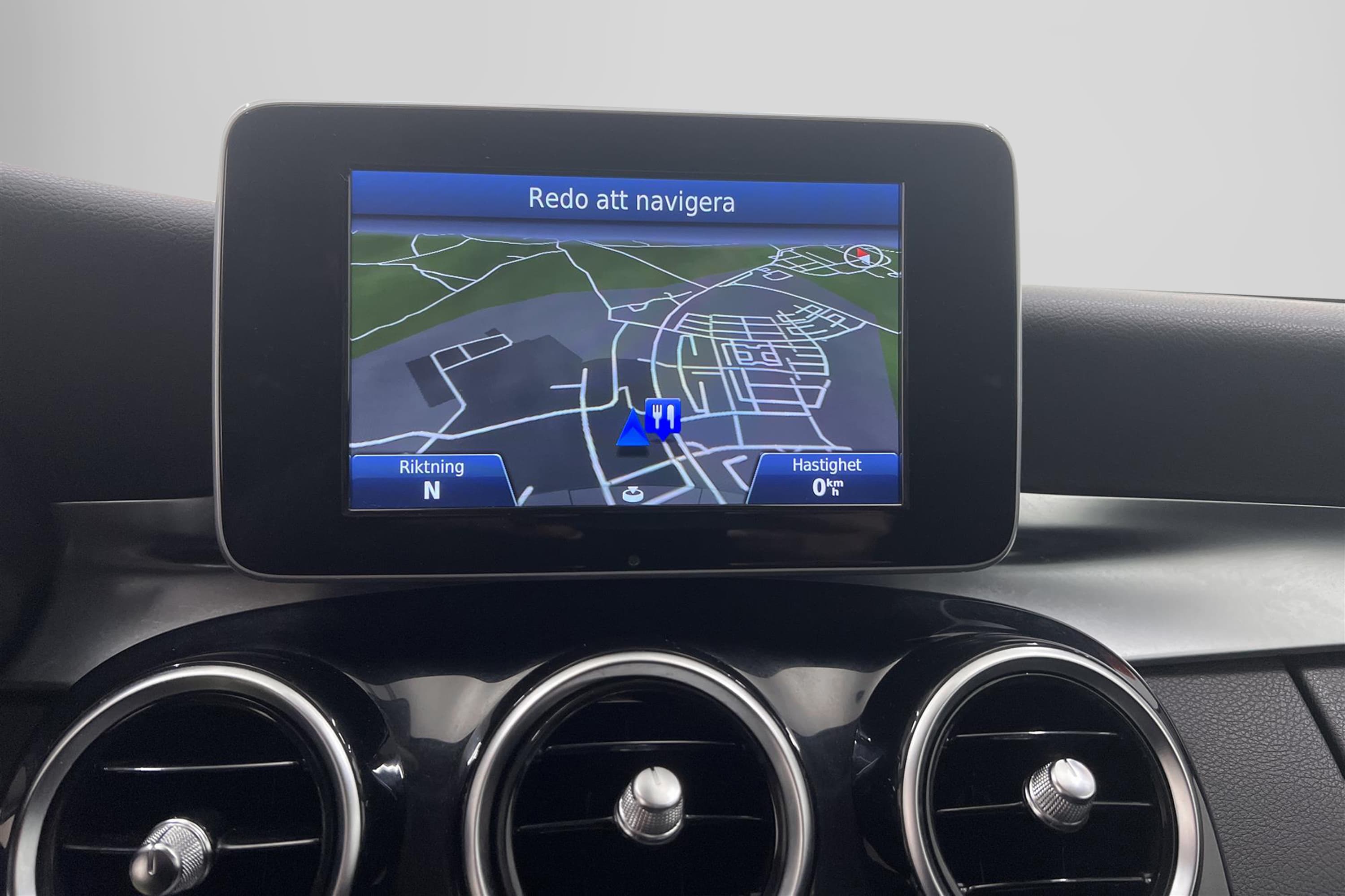 Mercedes-Benz C 220 BlueTEC 170hk Navi PDC Välserv 0,43l/milinteriör