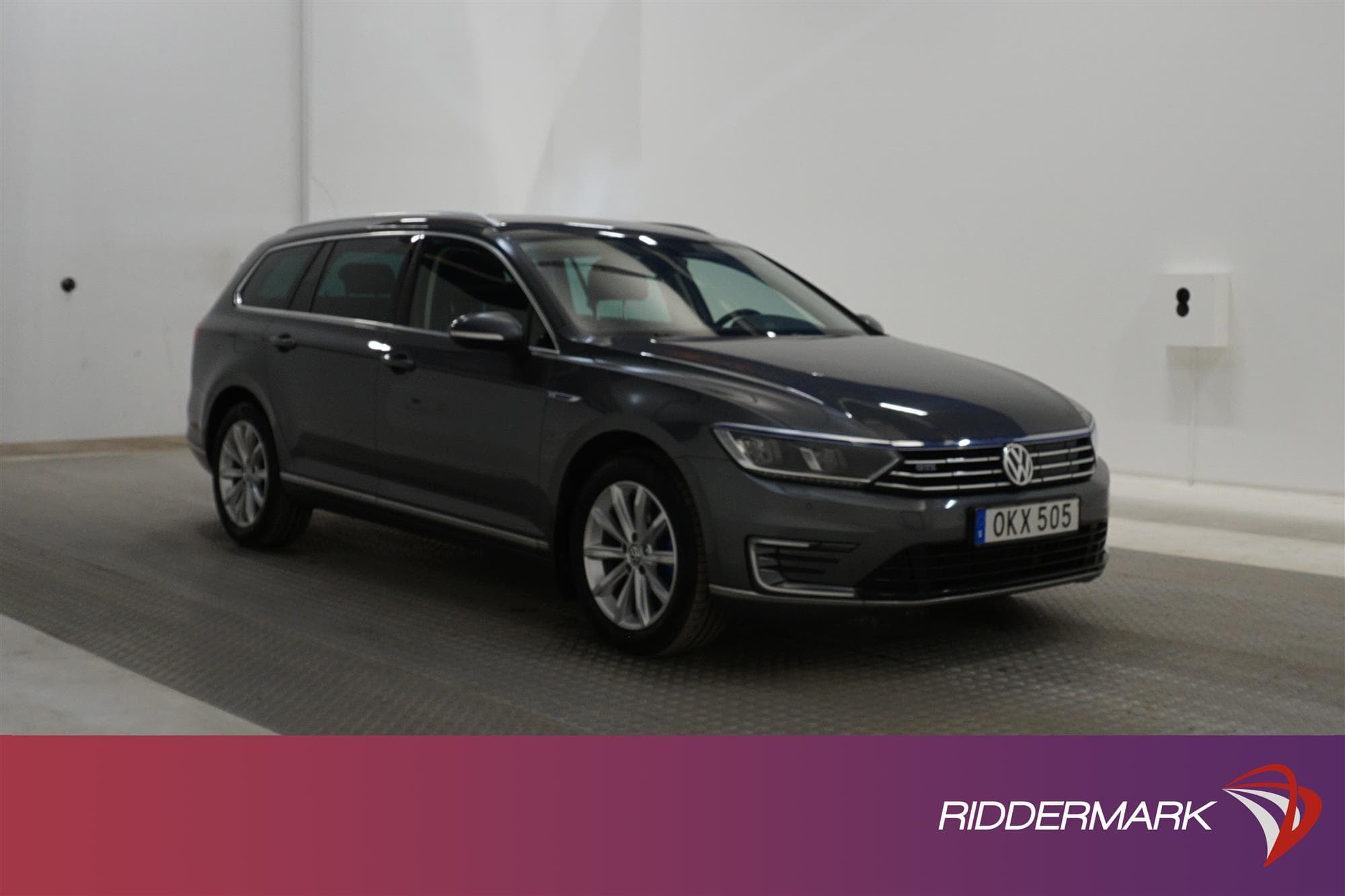 Volkswagen Passat GTE 218hk Backkamera Drag CarPlay